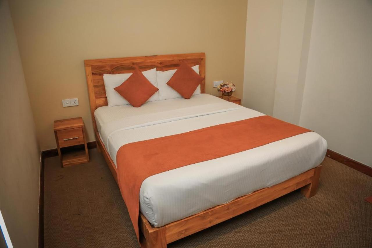 D Luxury - Nuwara Eliya