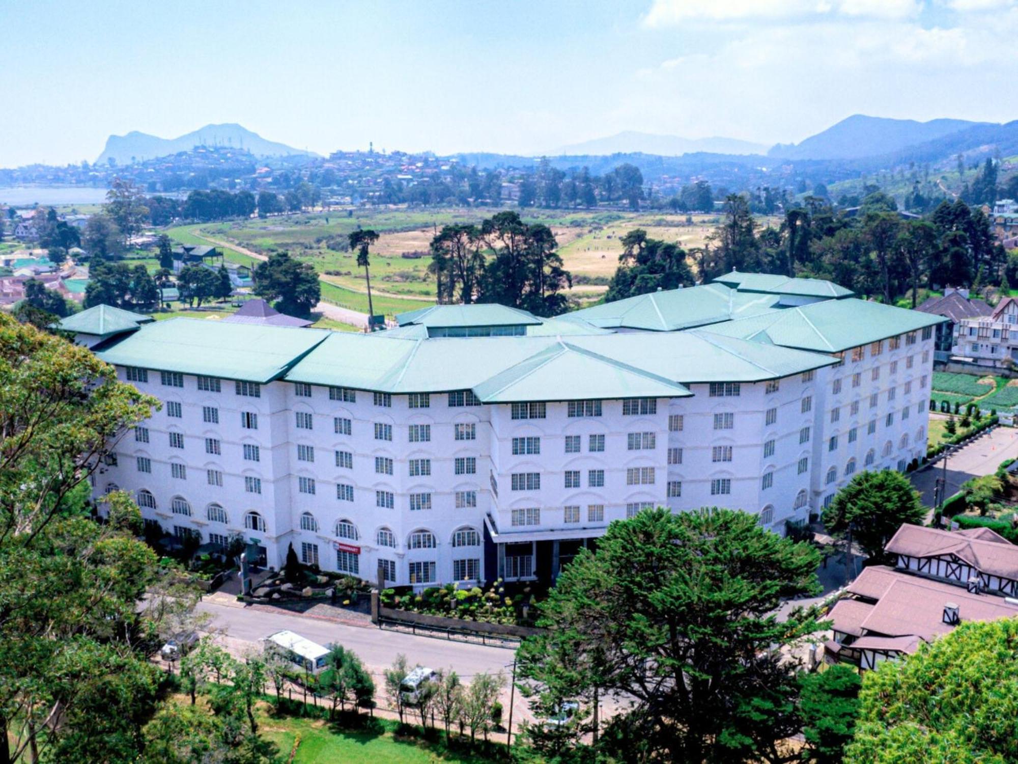 Araliya - Your Gateway To Everything In Hotel