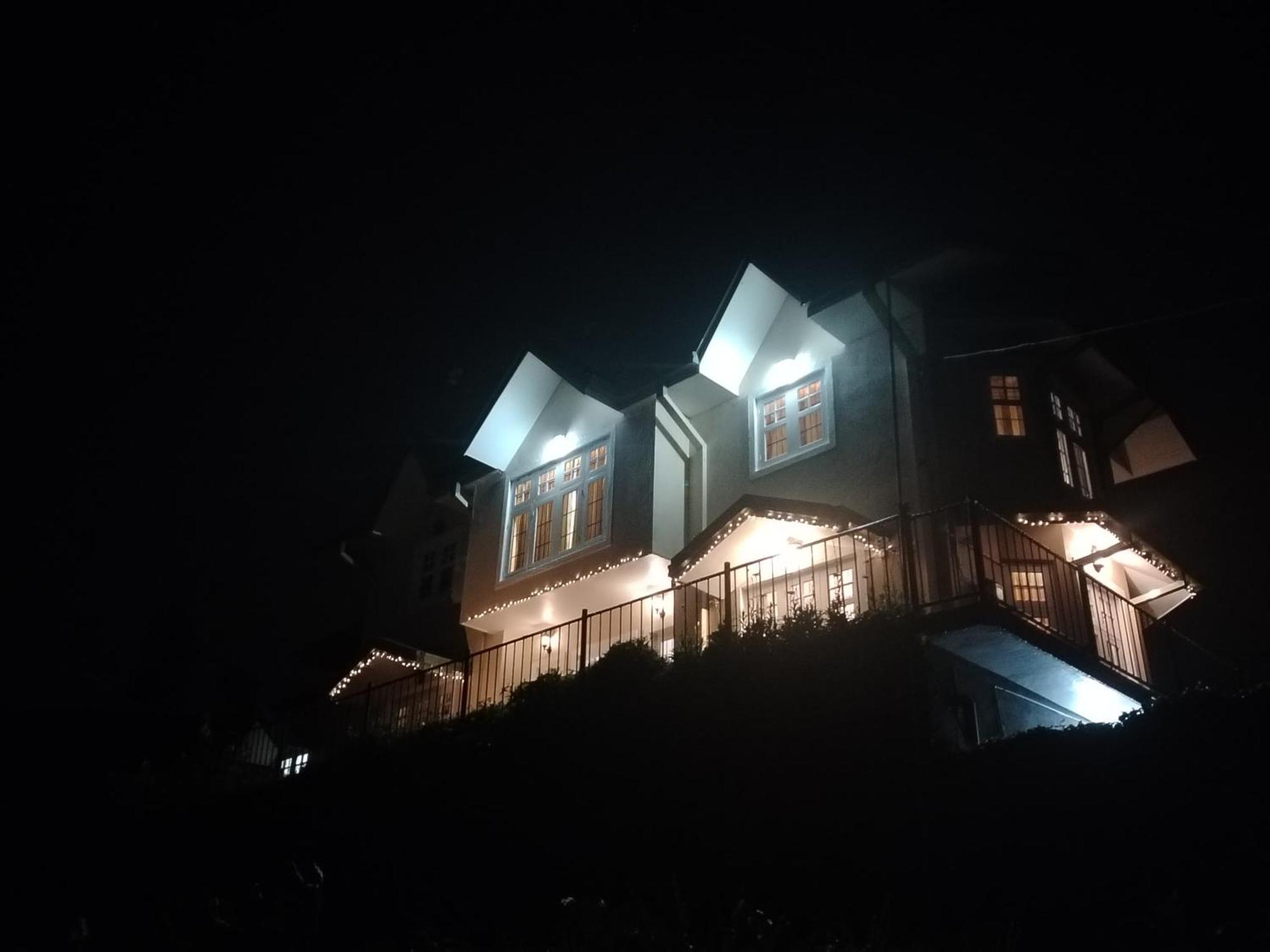 Moon View