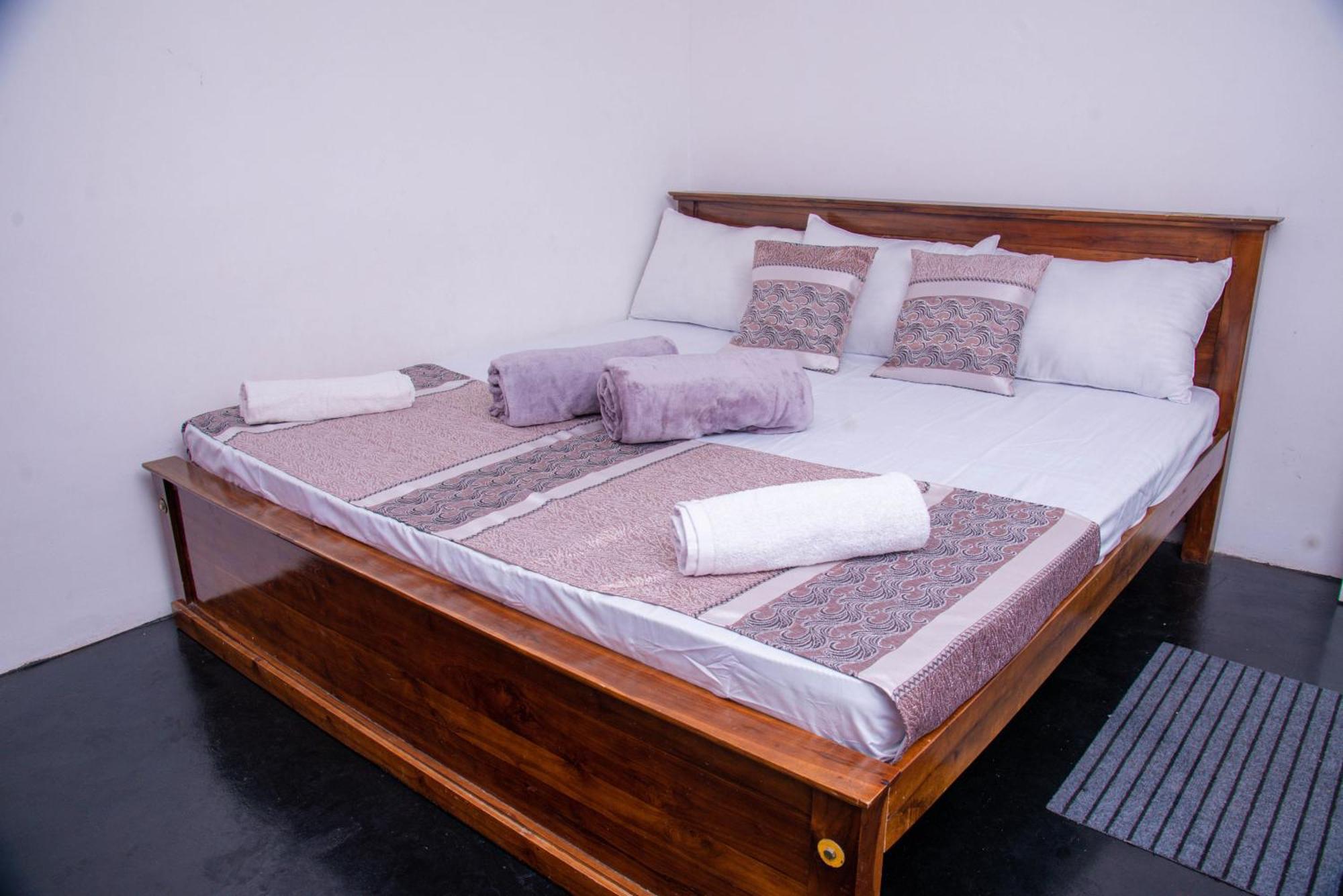 Rose Palace Inn