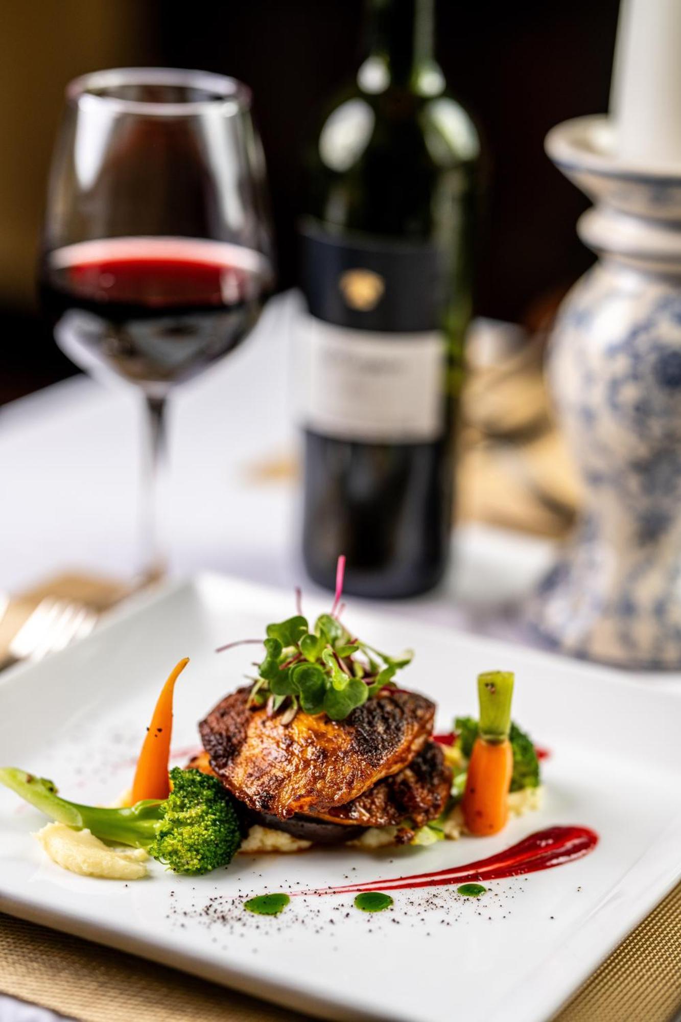 Hotel Summerhill By Bluechip Leisure 5*