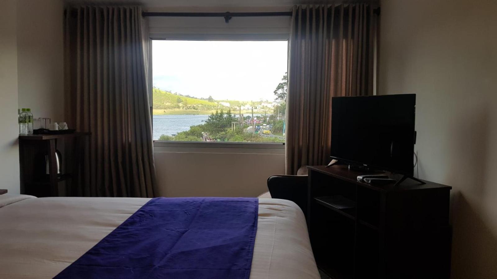 Hotel Summer Bliss