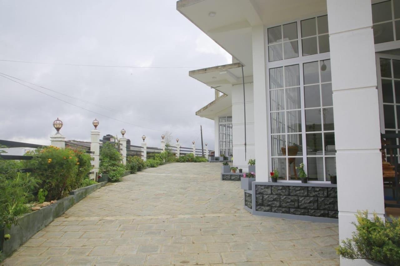 Moons Hotel Nuwara Eliya