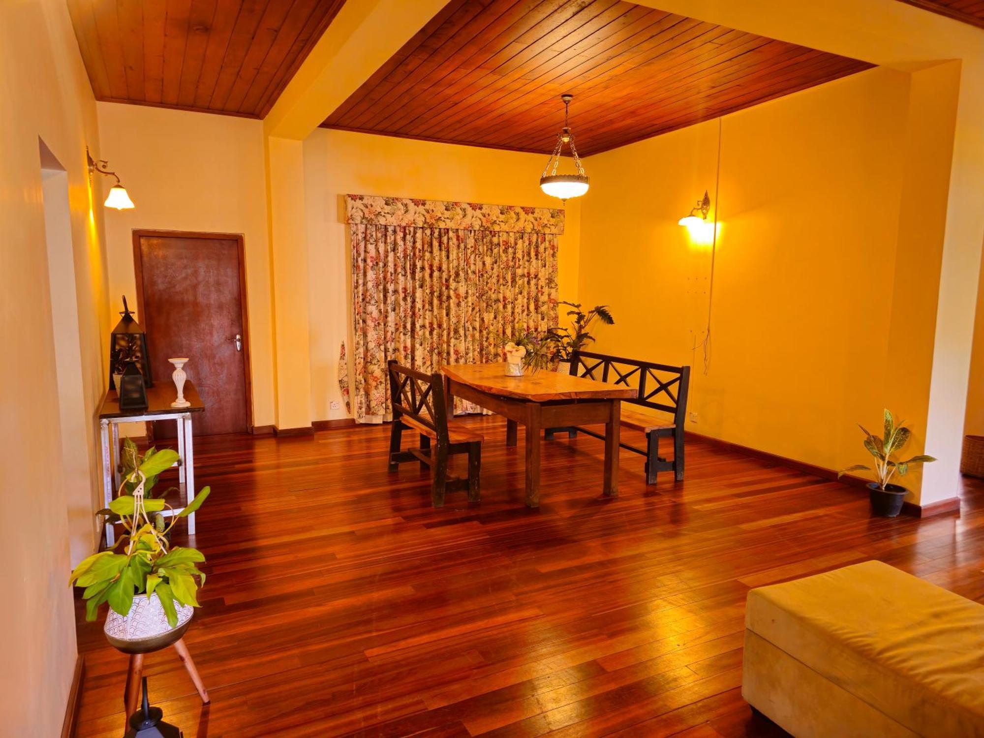 Hotel The Loris Manor Nuwara Eliya