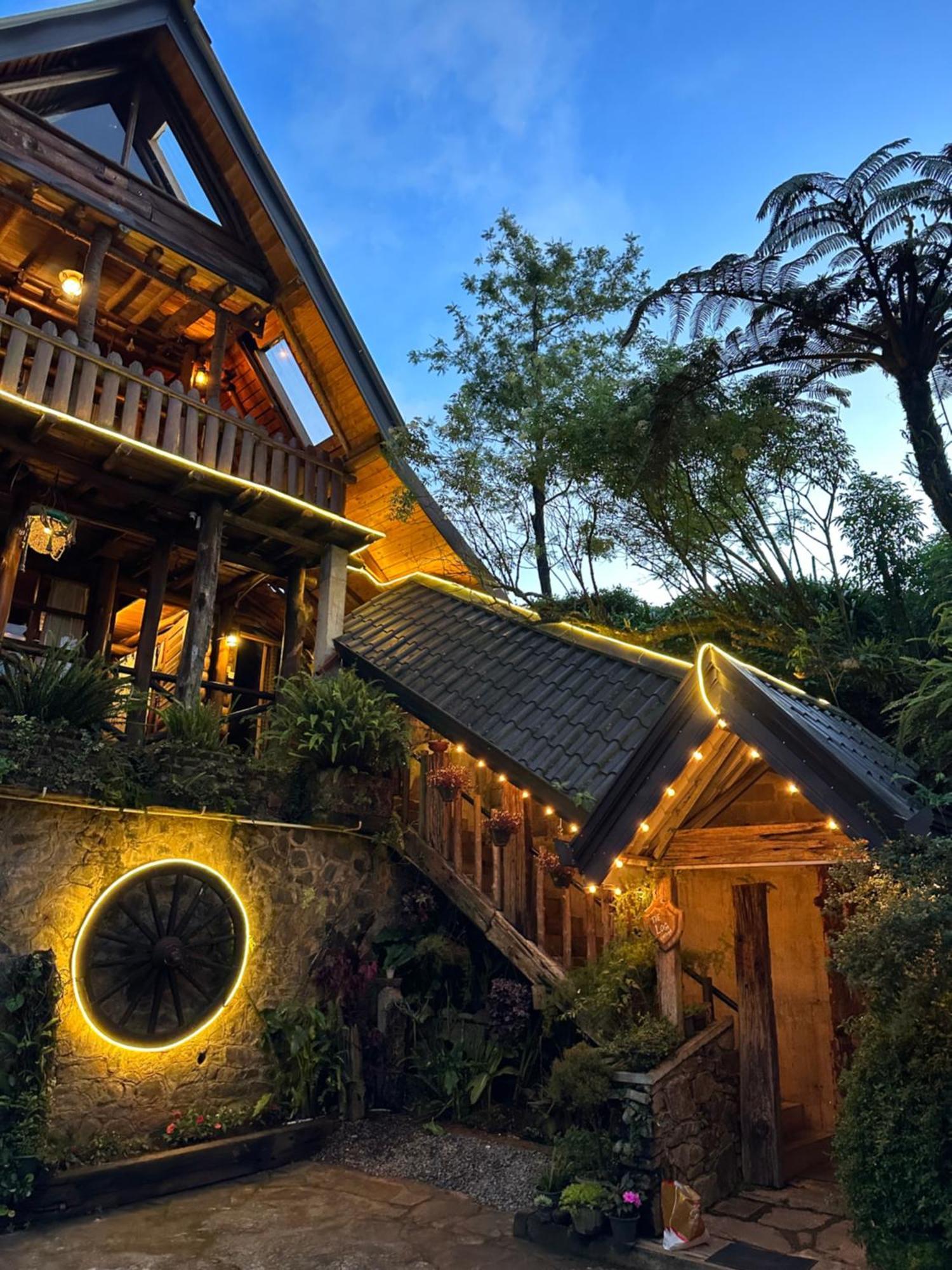 Hotel 47