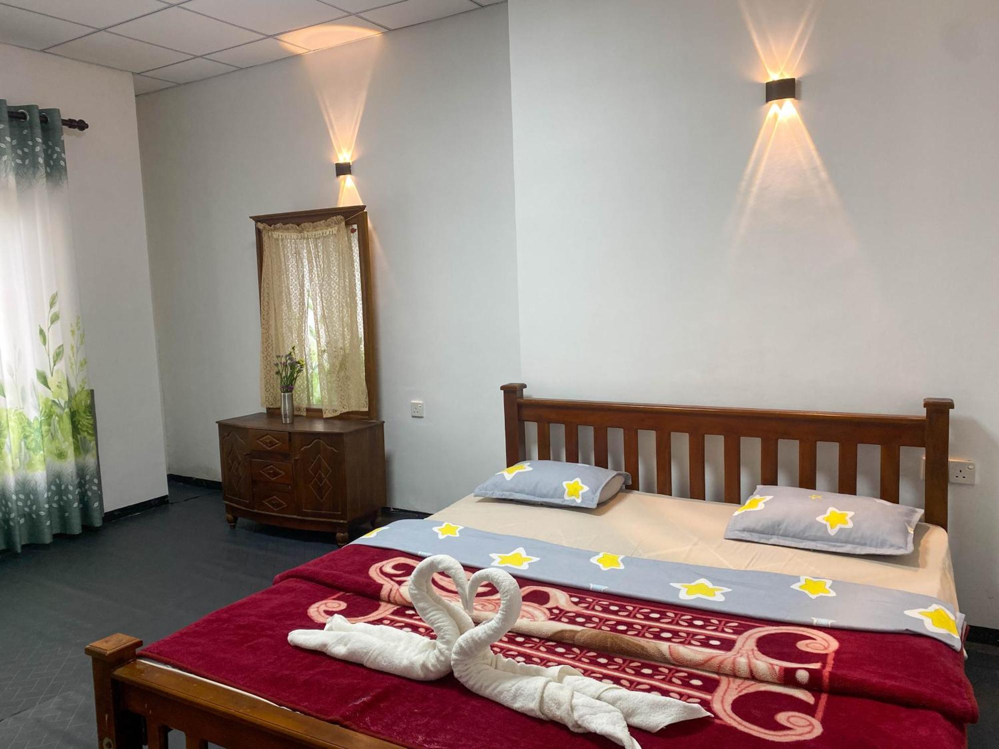 Homestay S And D *