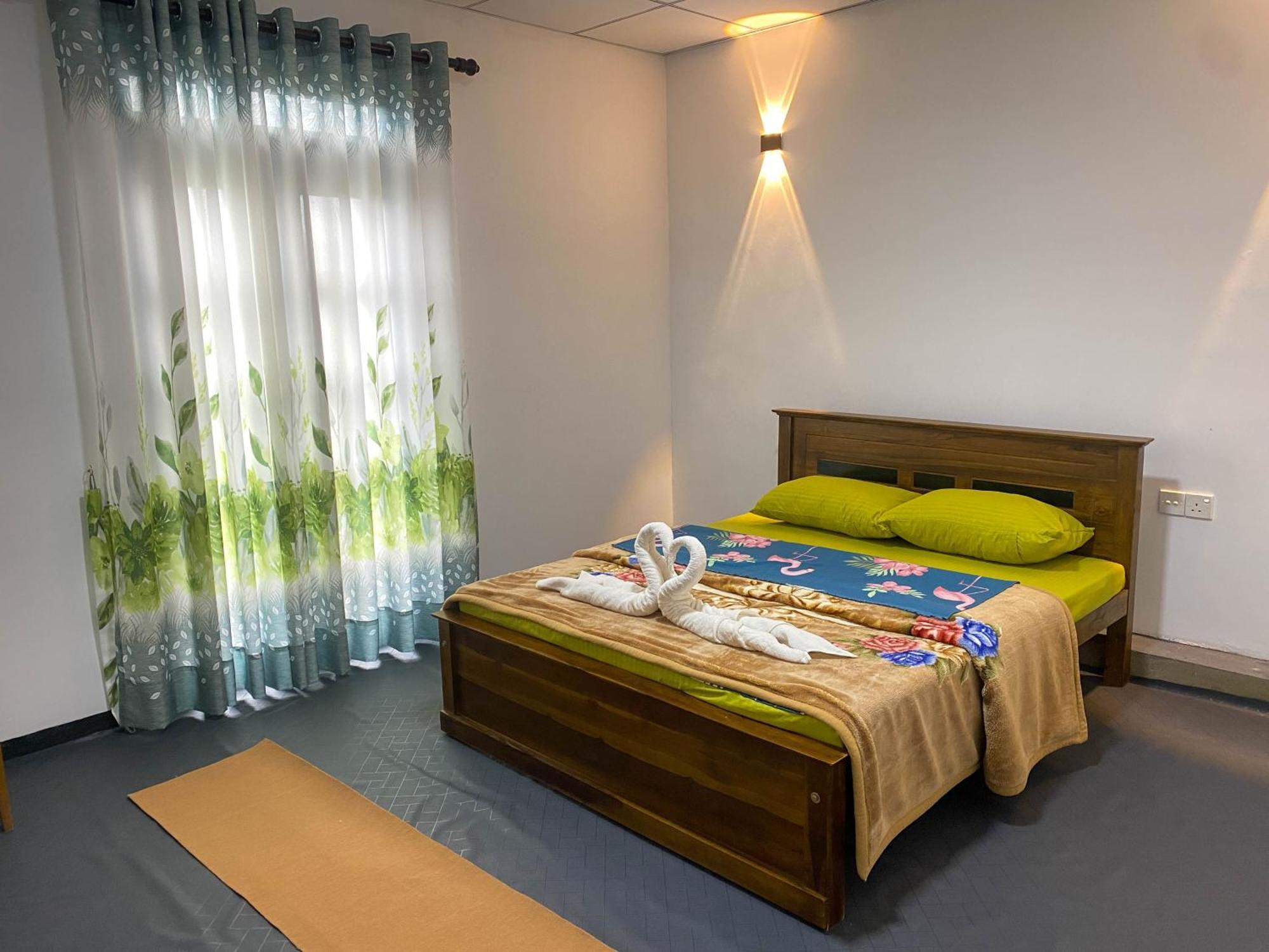 Homestay S And D *