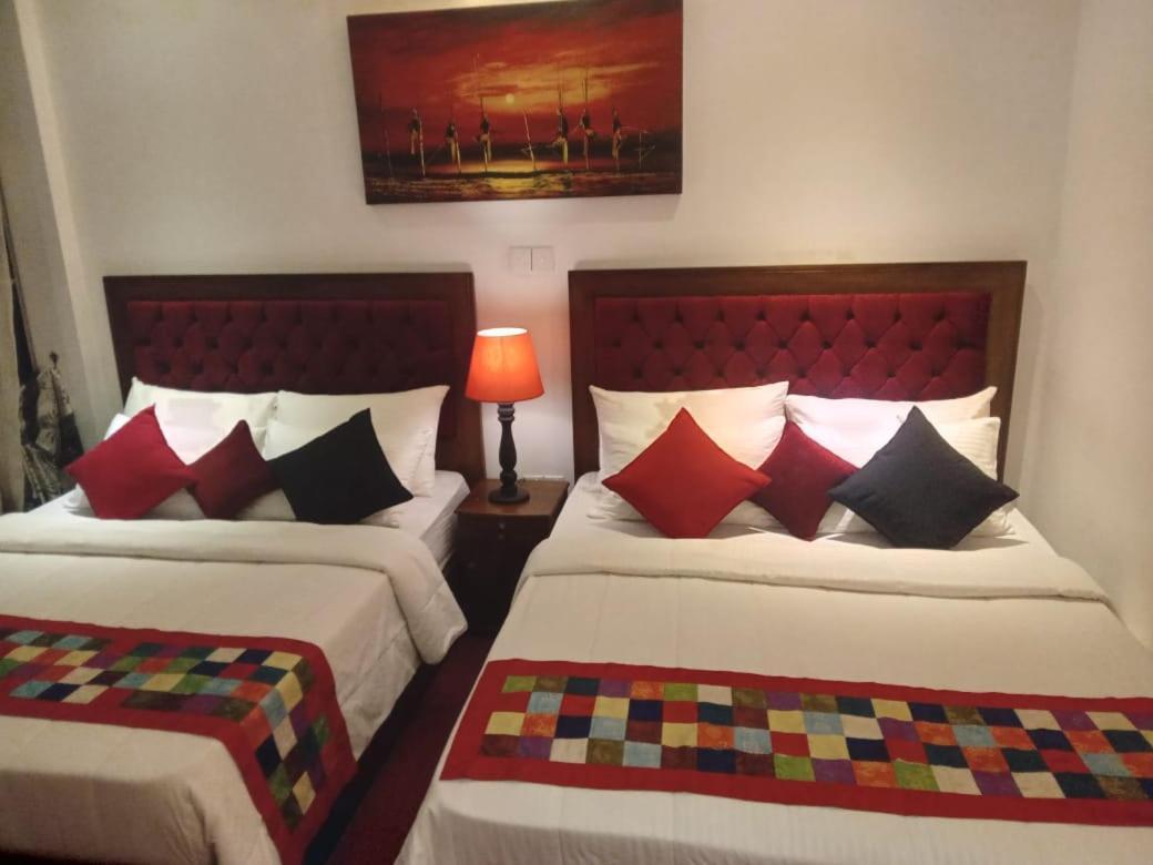 The Rosedale Grand