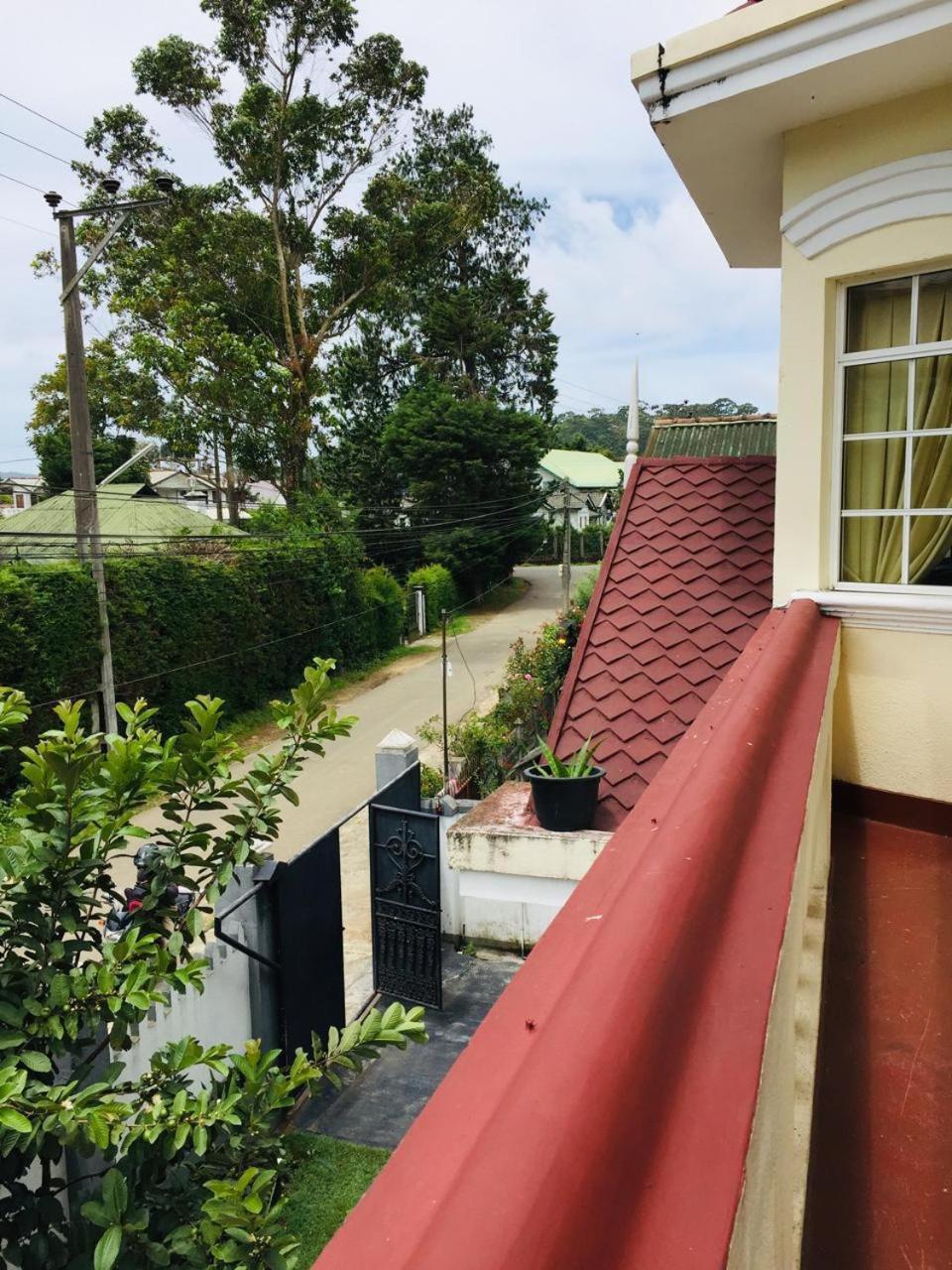 Guest house Grand Nauro In Nuwaraeliya Nuwara Eliya