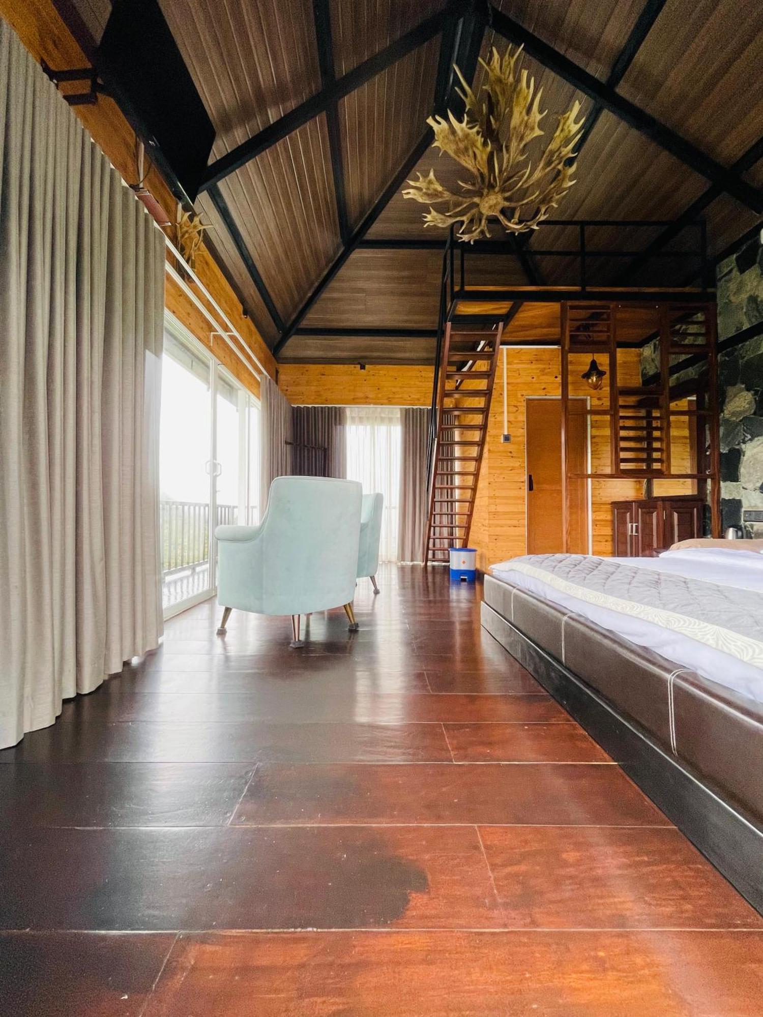 Friendly Hills Hotel 2*