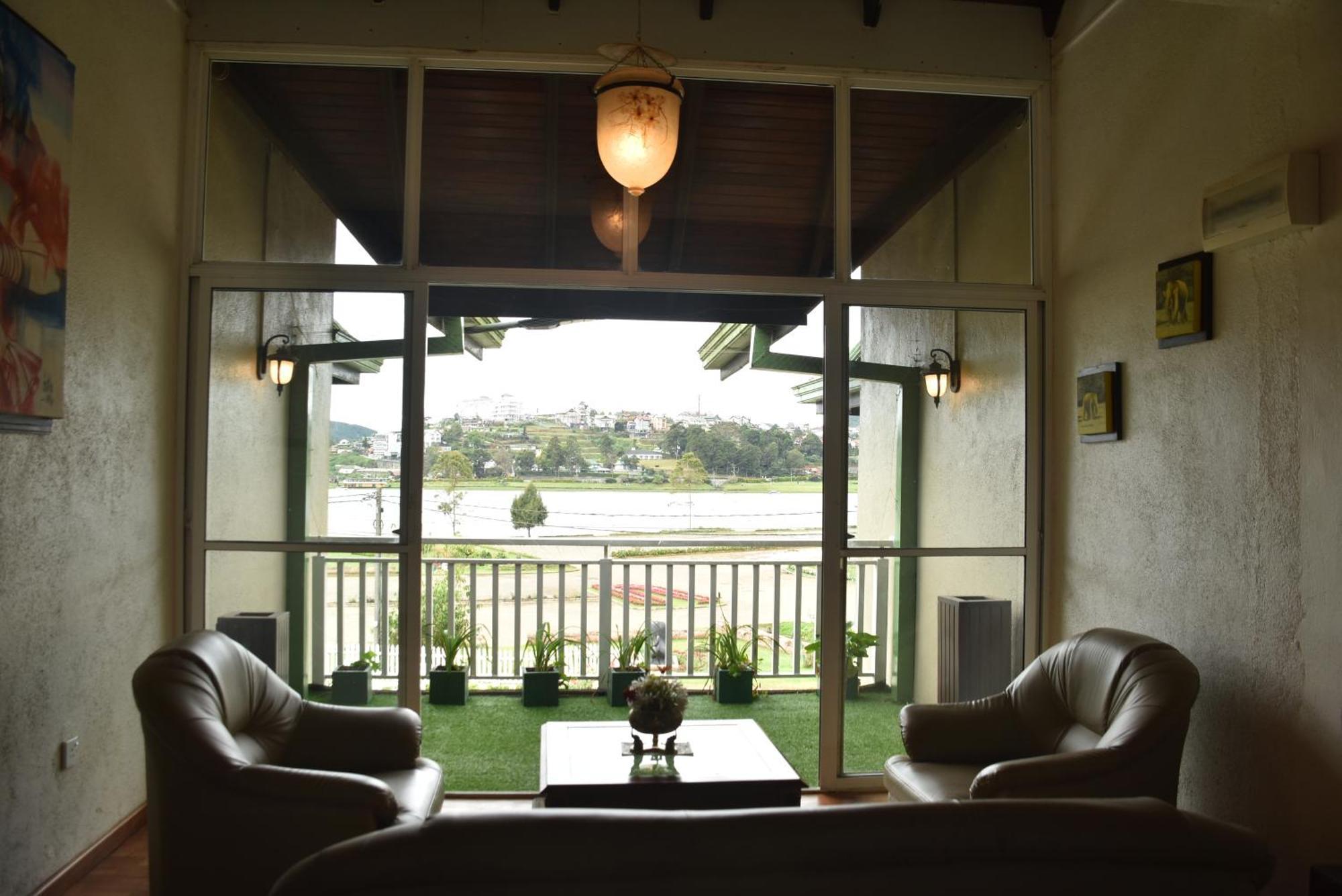 Gregory's Hotel 3*