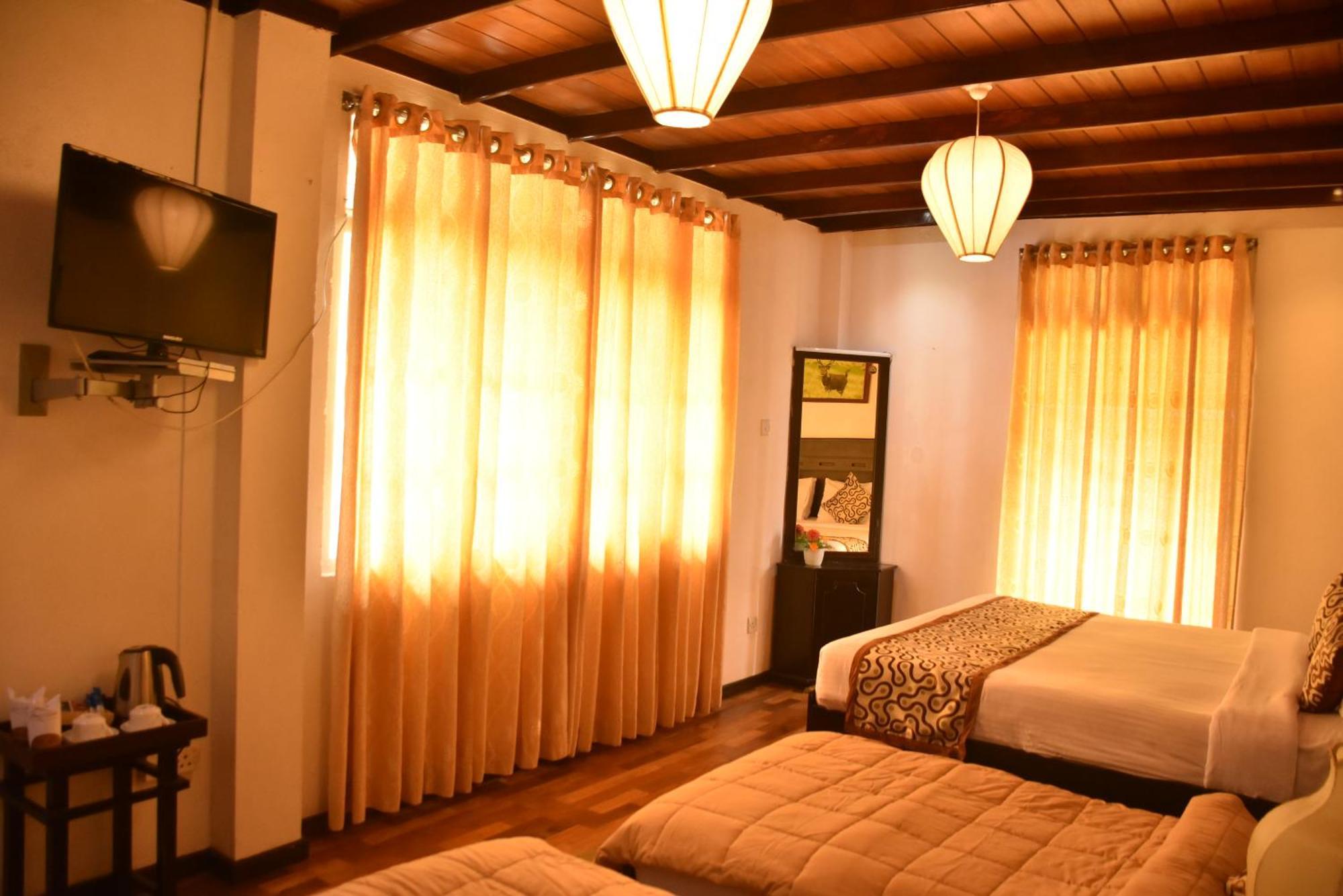 Hotel Gregory's 3*