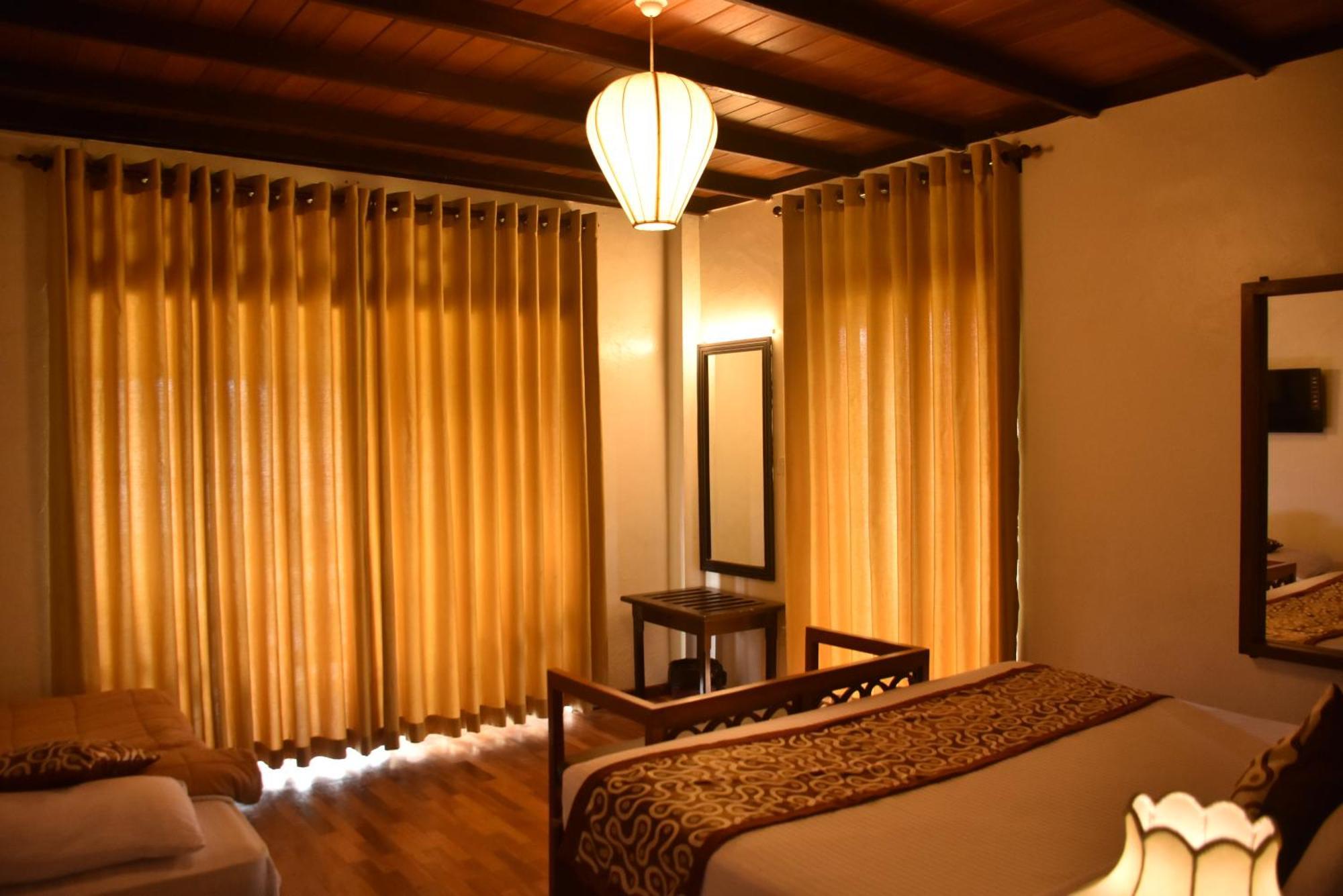 Gregory's Hotel 3*