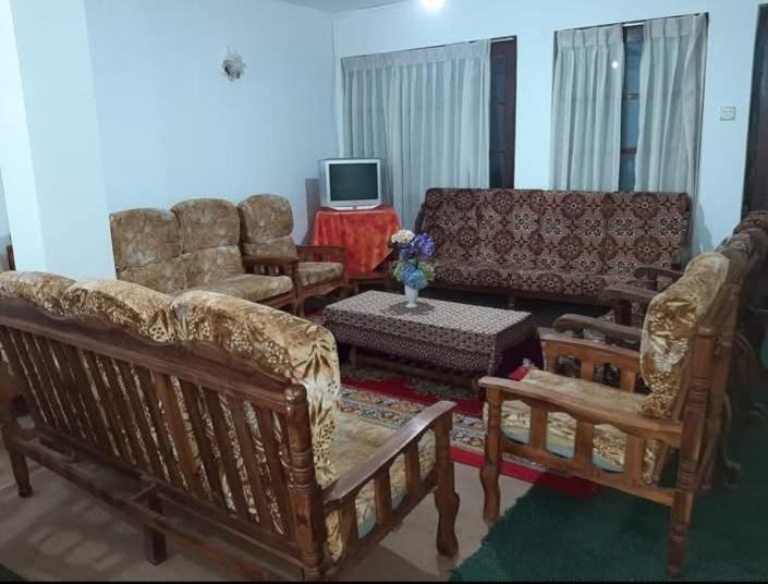Nuwaraeliya Pearson Holiday home Nuwara Eliya