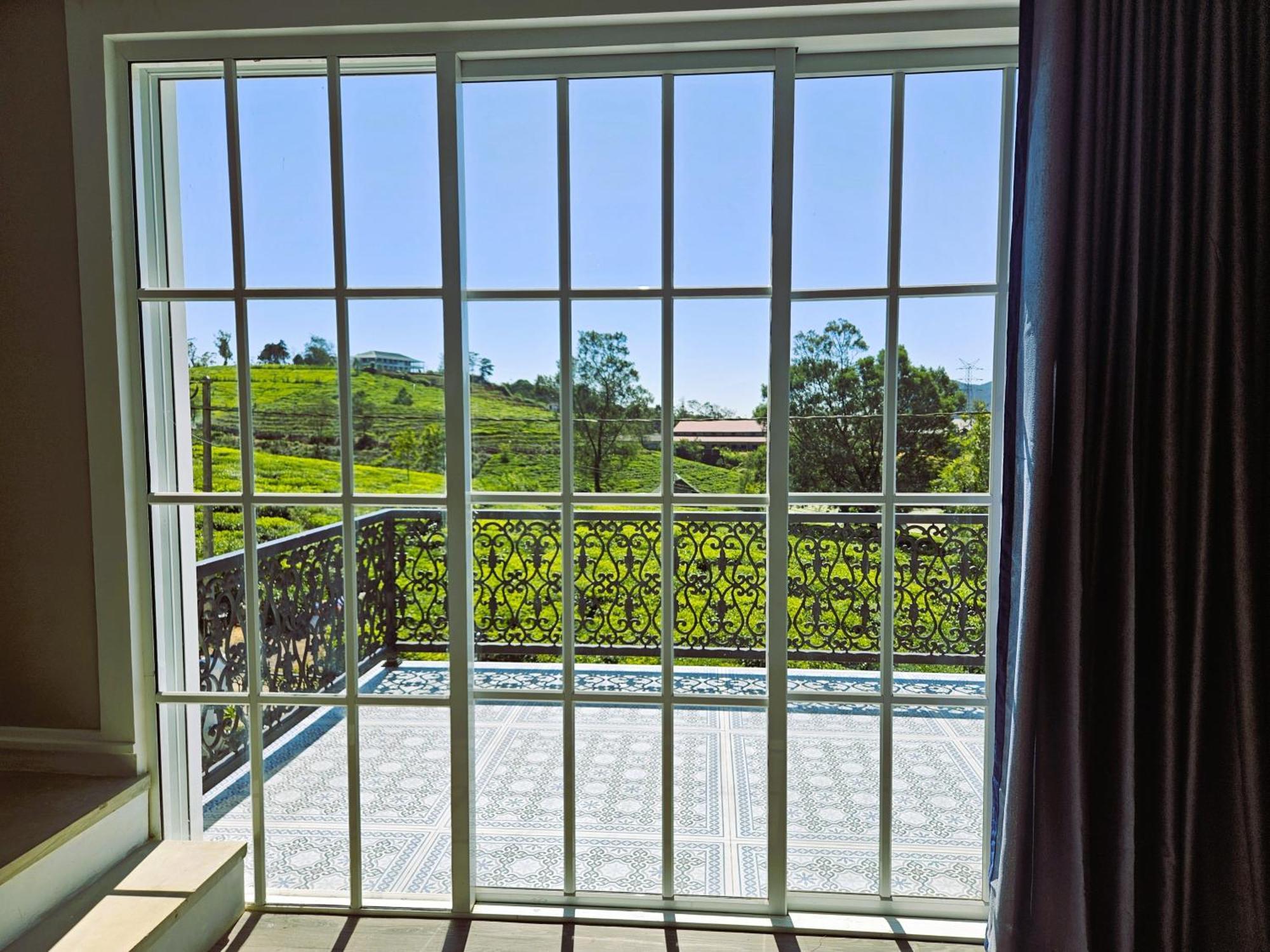 Private By The Tea Estate Villa *