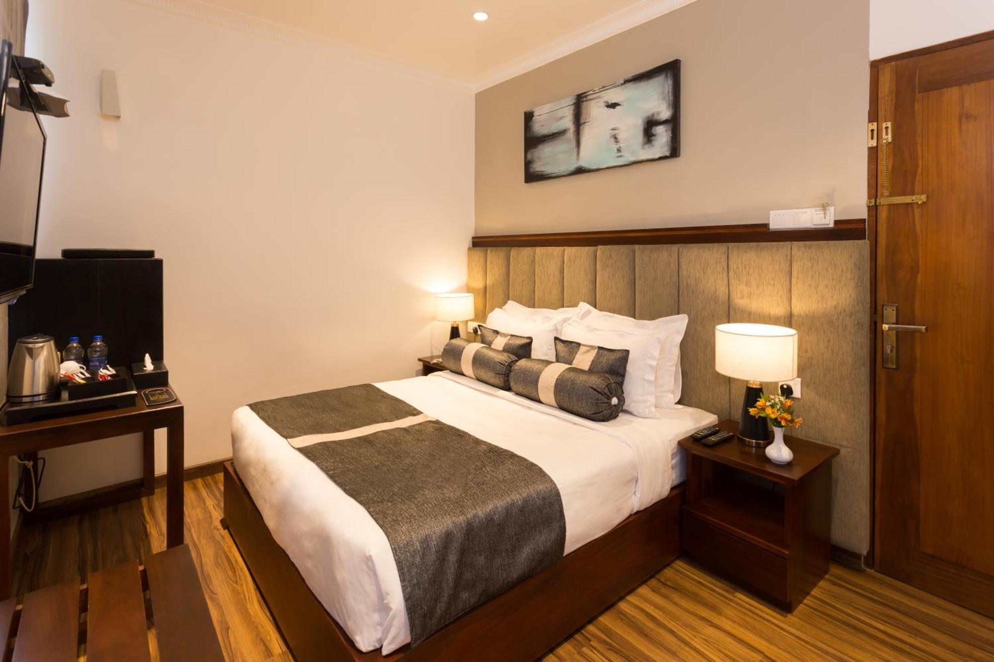 Hotel Grand Turf By Gsp