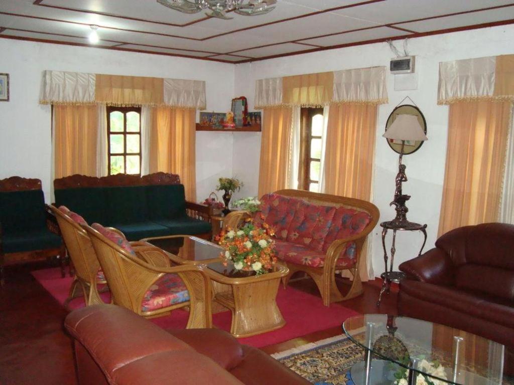 St. Andrews Hostel Nuwara Eliya