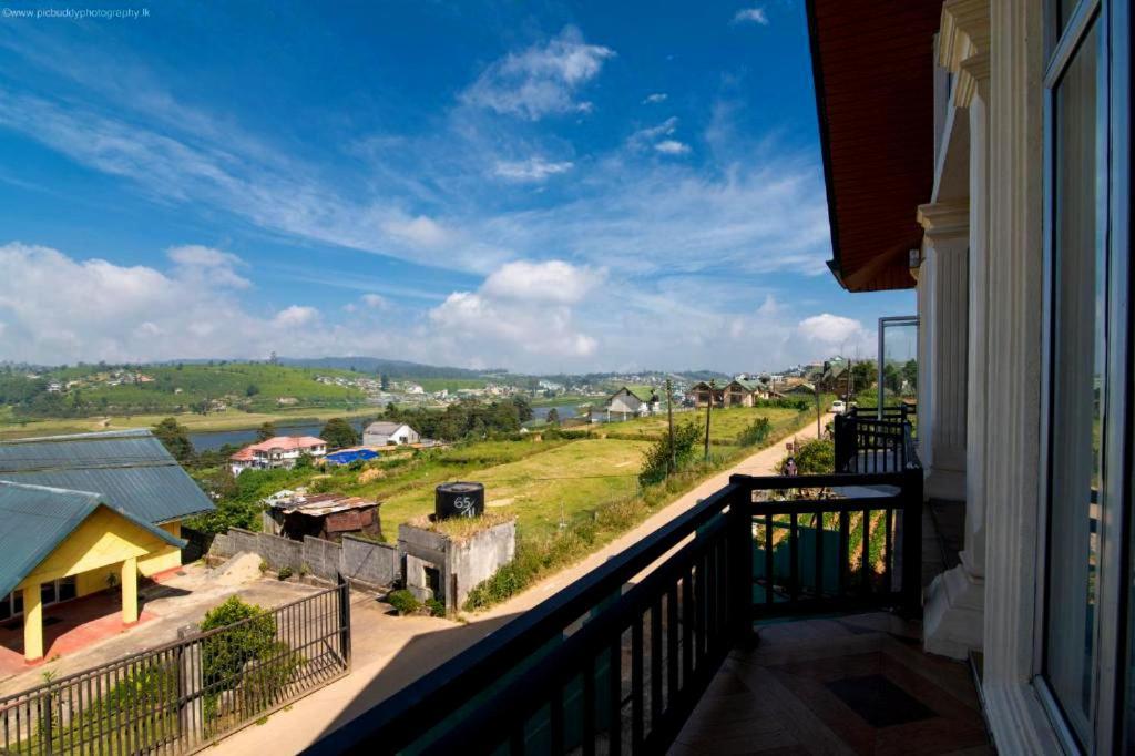 Hill Paradise *