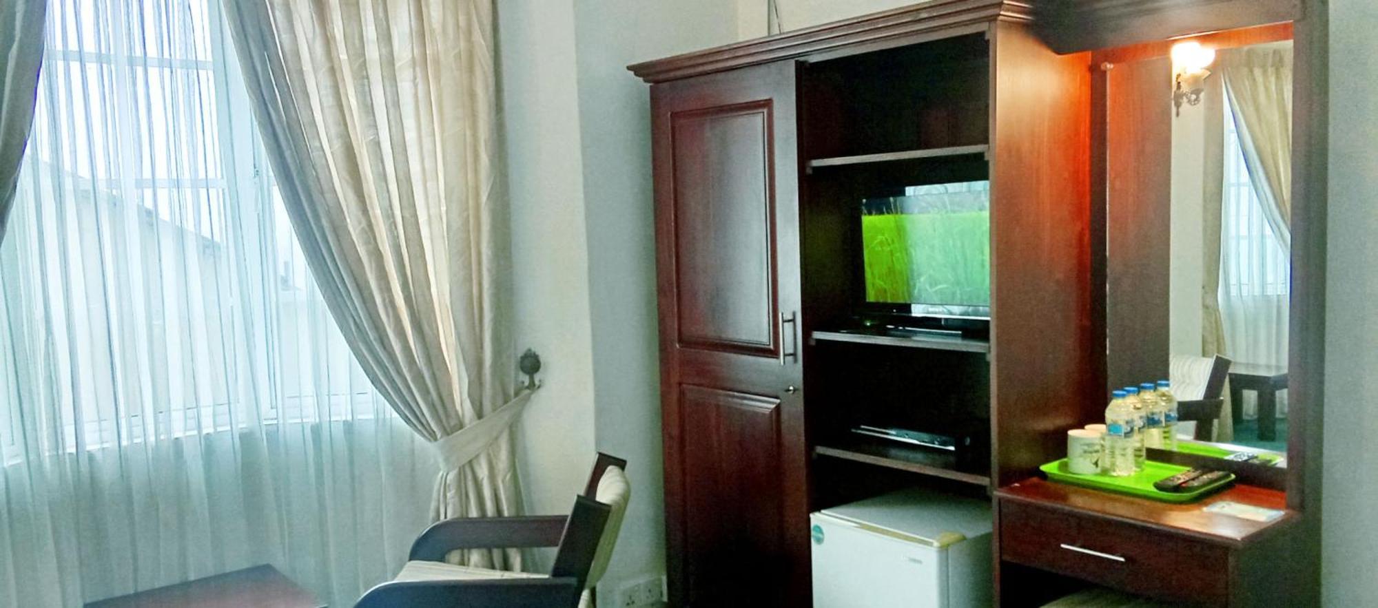 Hotel The Rock 3*