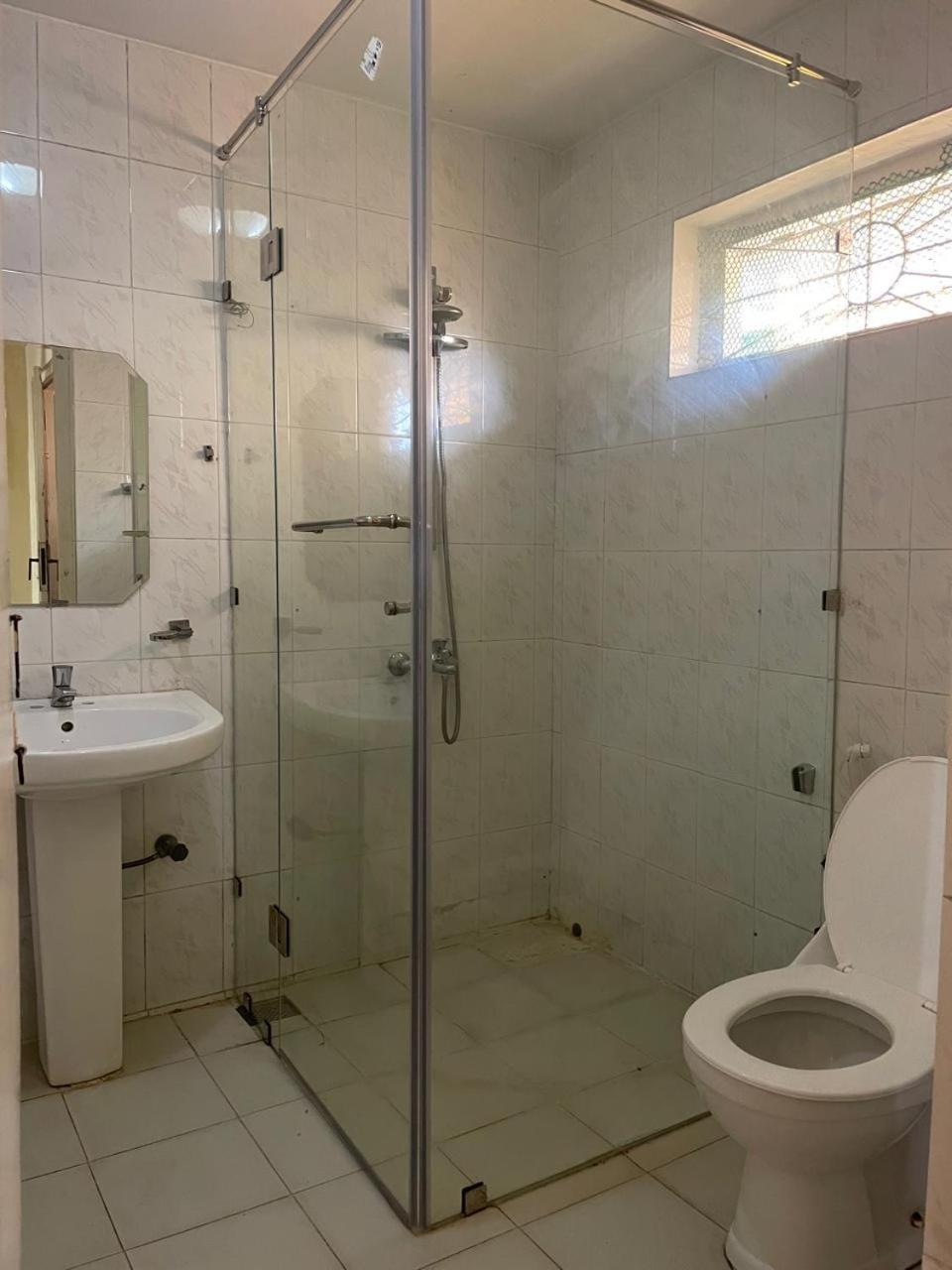 Golden King Bed & Breakfast Nuwara Eliya