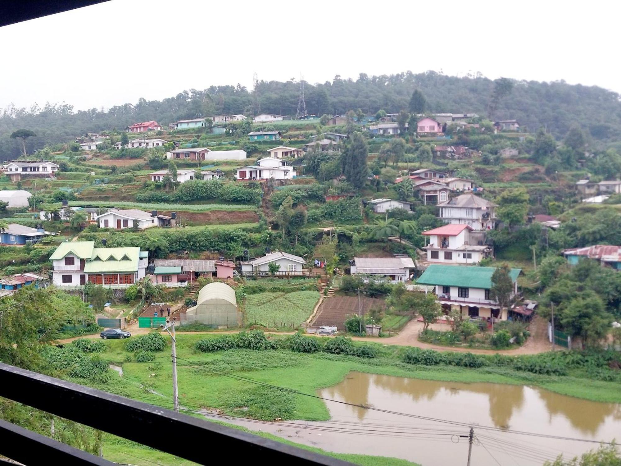 Drizzle Ridge Hotel