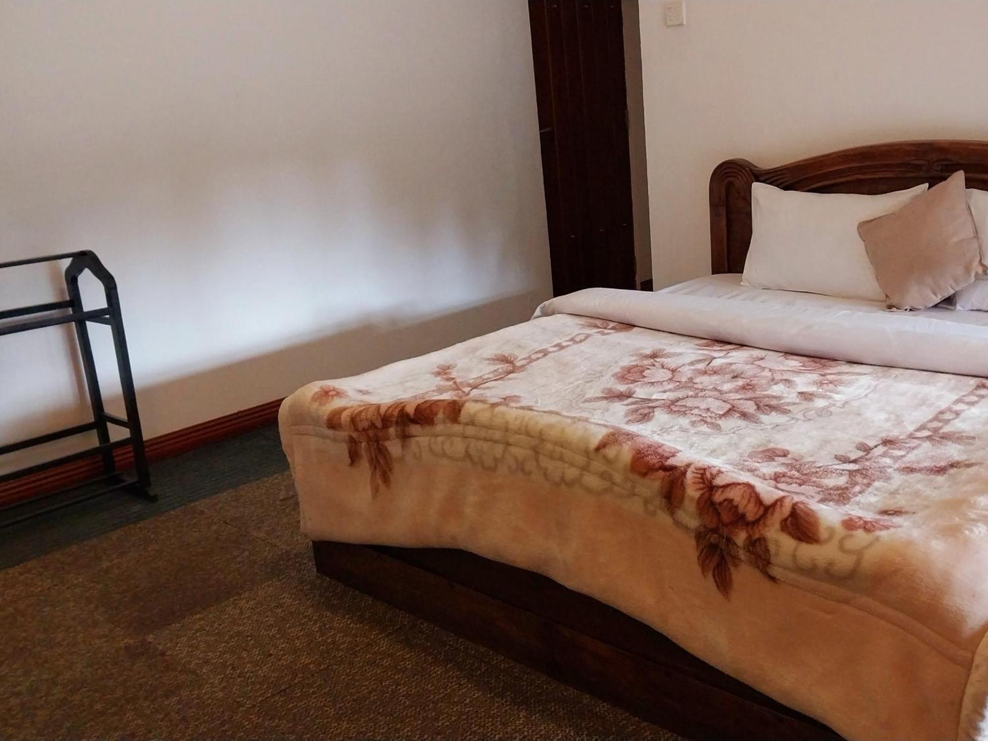 Drizzle Ridge Hotel