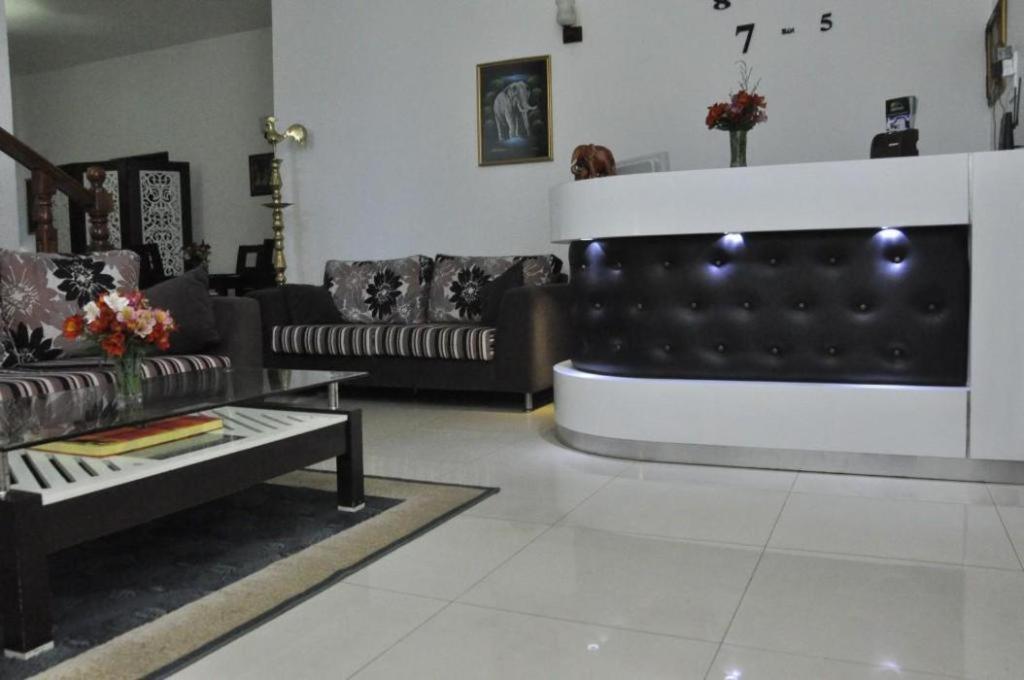 Inroma Hotel 3*
