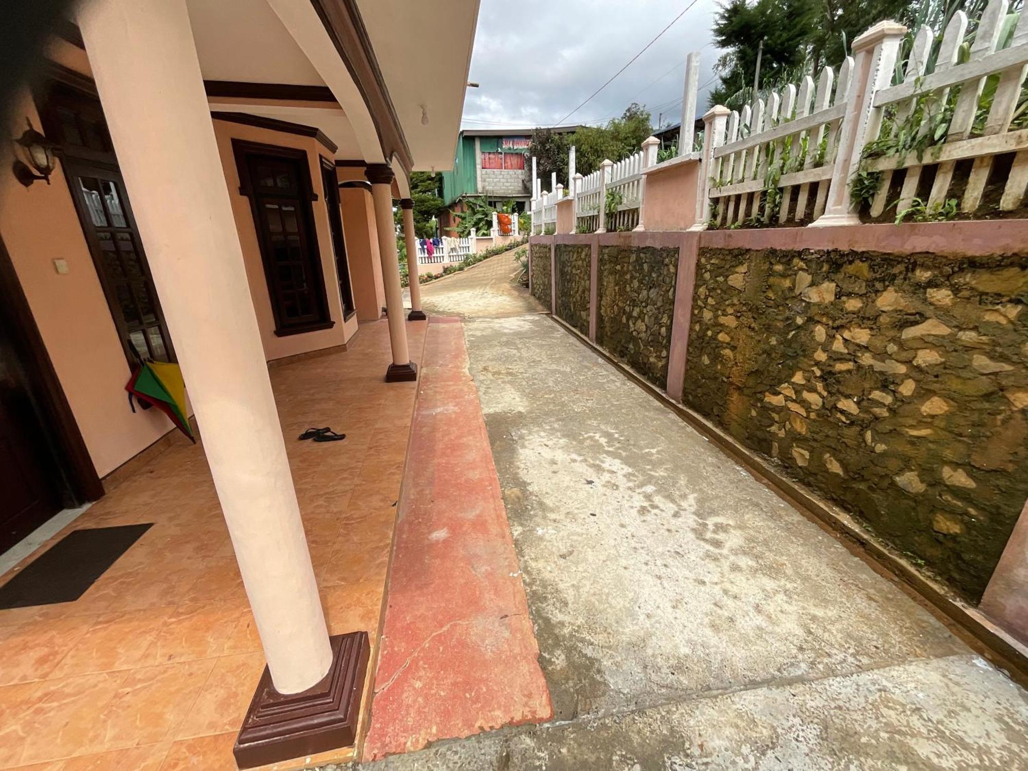 Mist - With Attached Bathrooms Guest house Nuwara Eliya