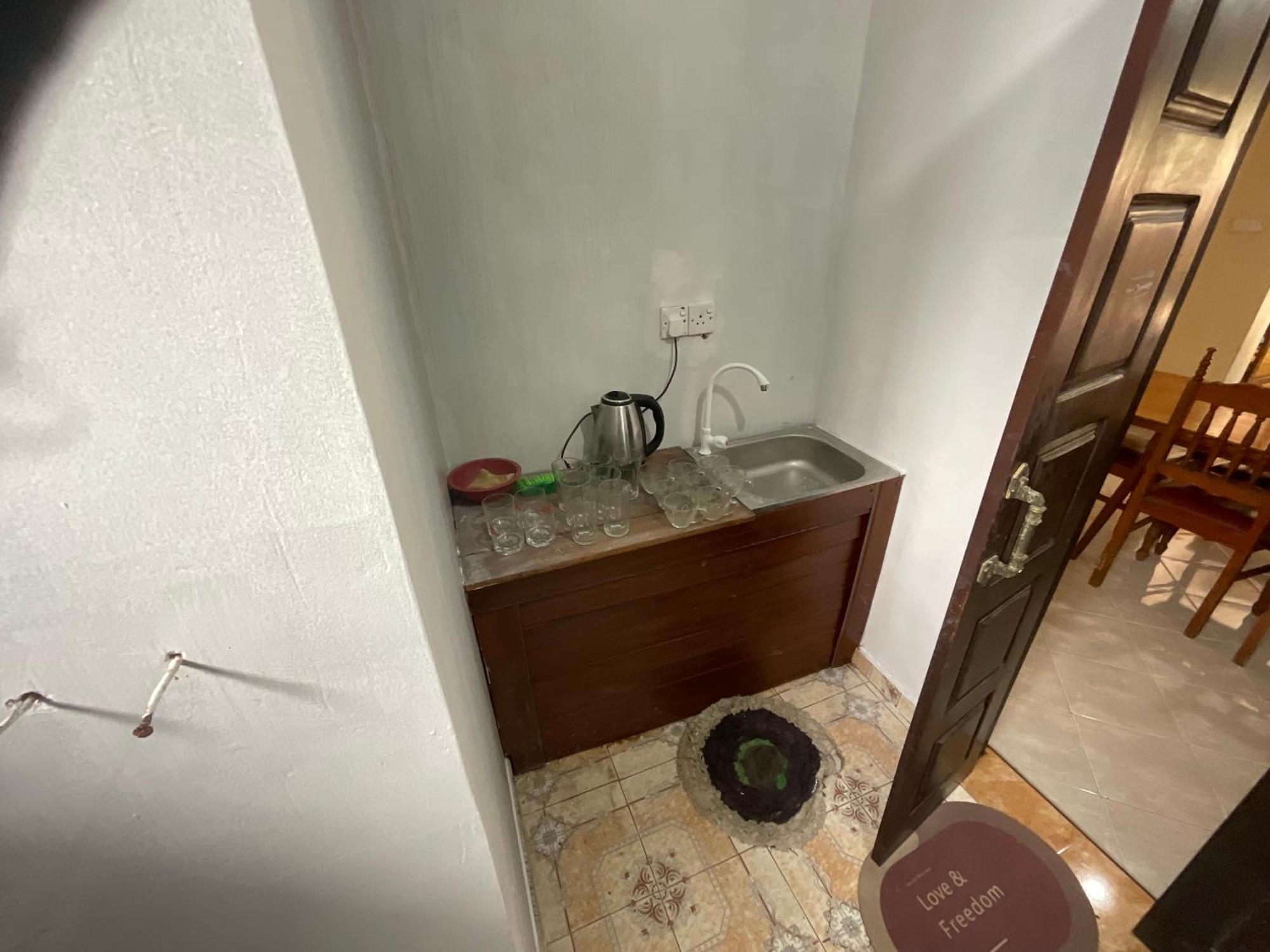 Guest house Mist - With Attached Bathrooms Nuwara Eliya