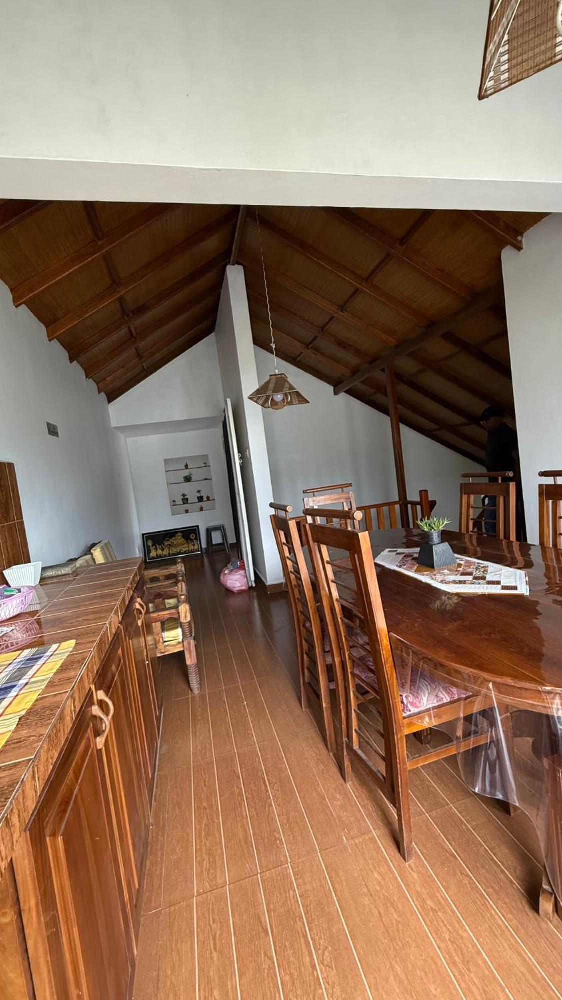 Breezy Loft - Nuwara Eliya