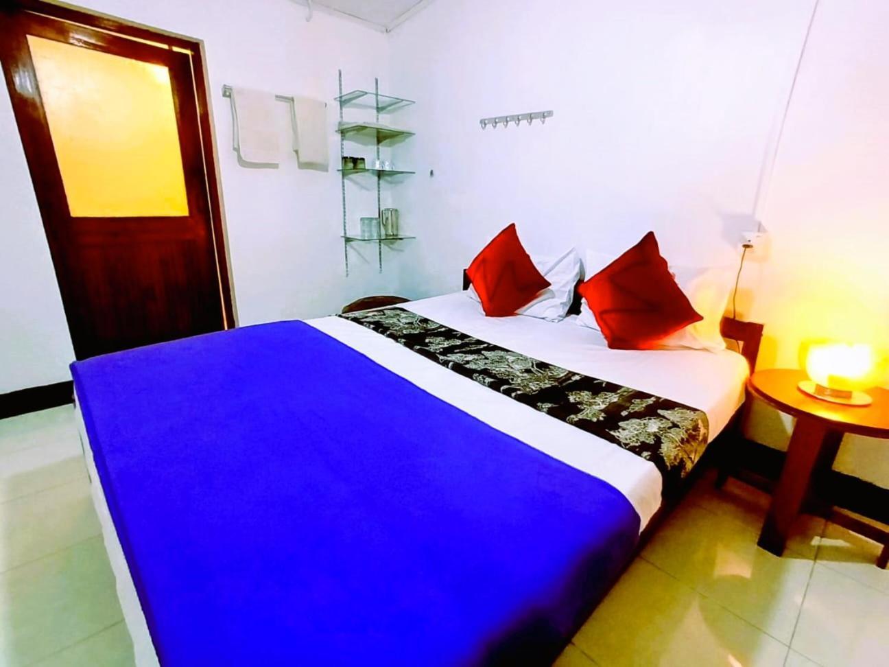 Ann Field Nuwara Eliya