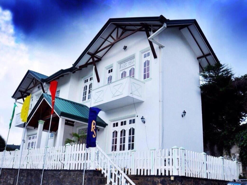 Hotel Inroma Nuwara Eliya
