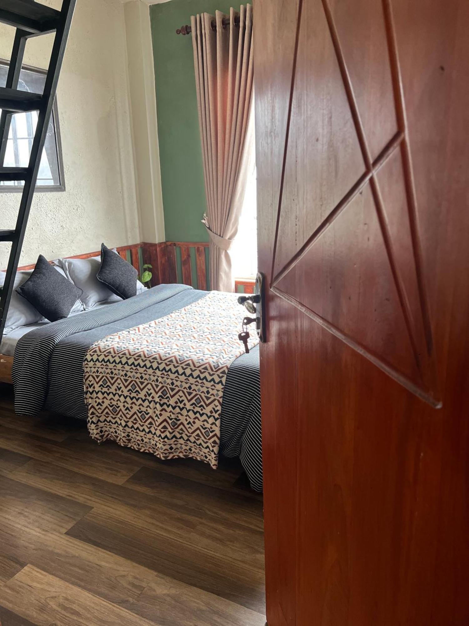 Homestay Rustique House Dbl Nuwara Eliya