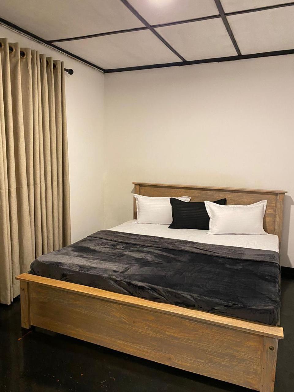 The Hilltop Hideout Apartment Nuwara Eliya