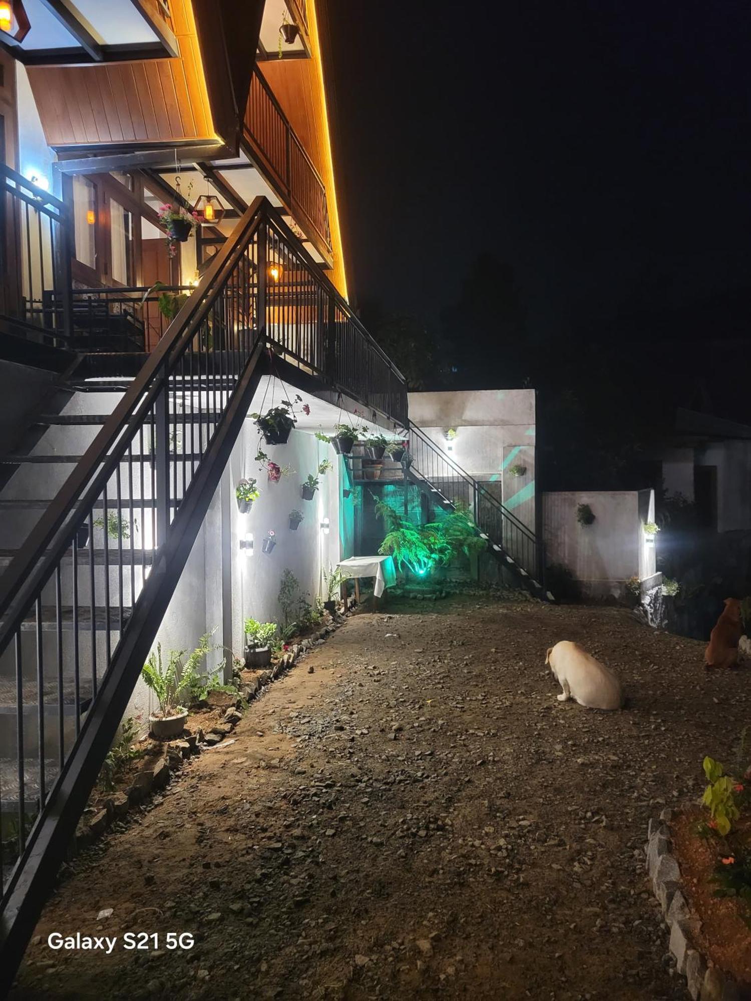 Sithgiri Drem Line *