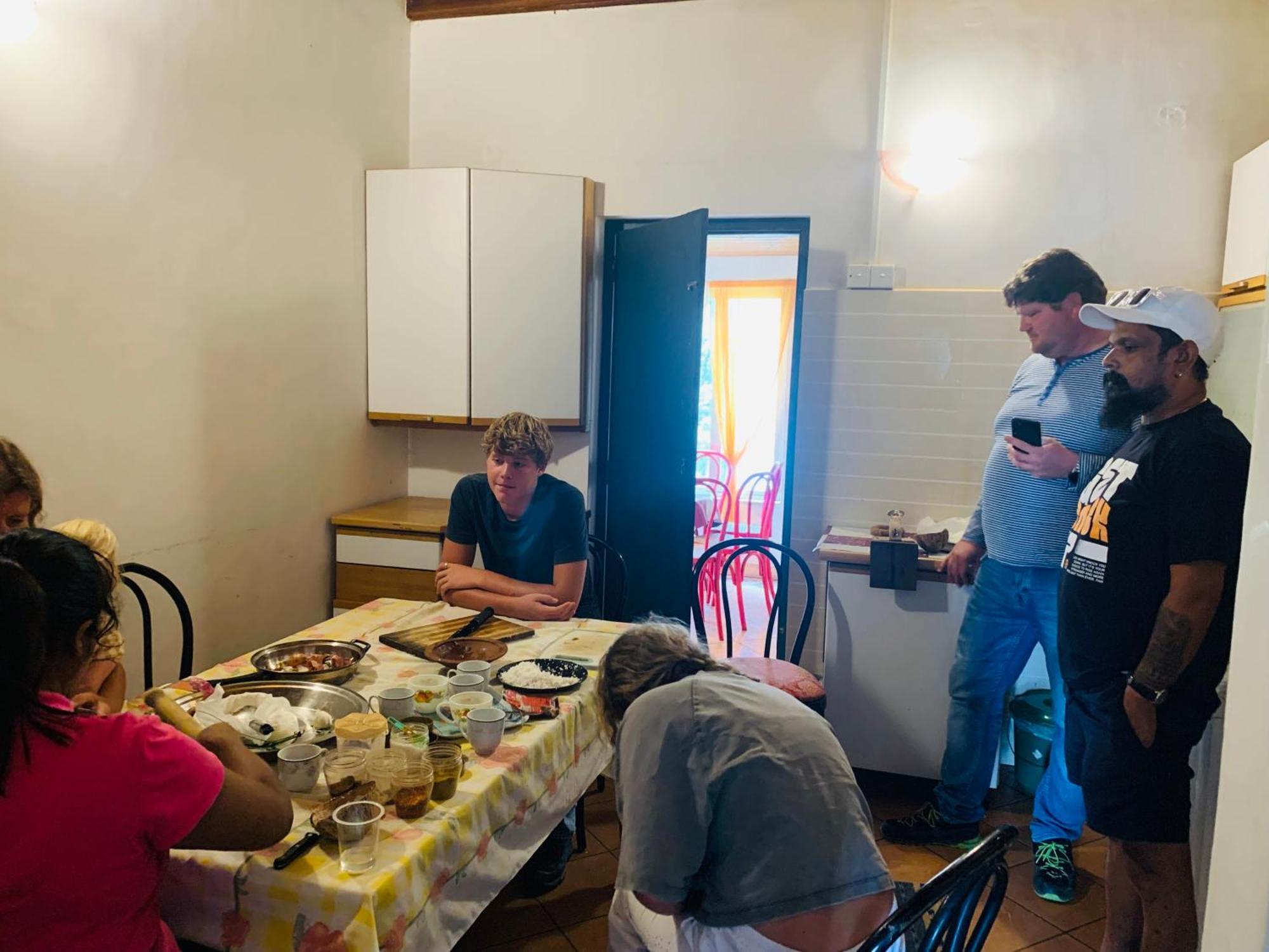 Pedro Stay,cooking Classes & Tours