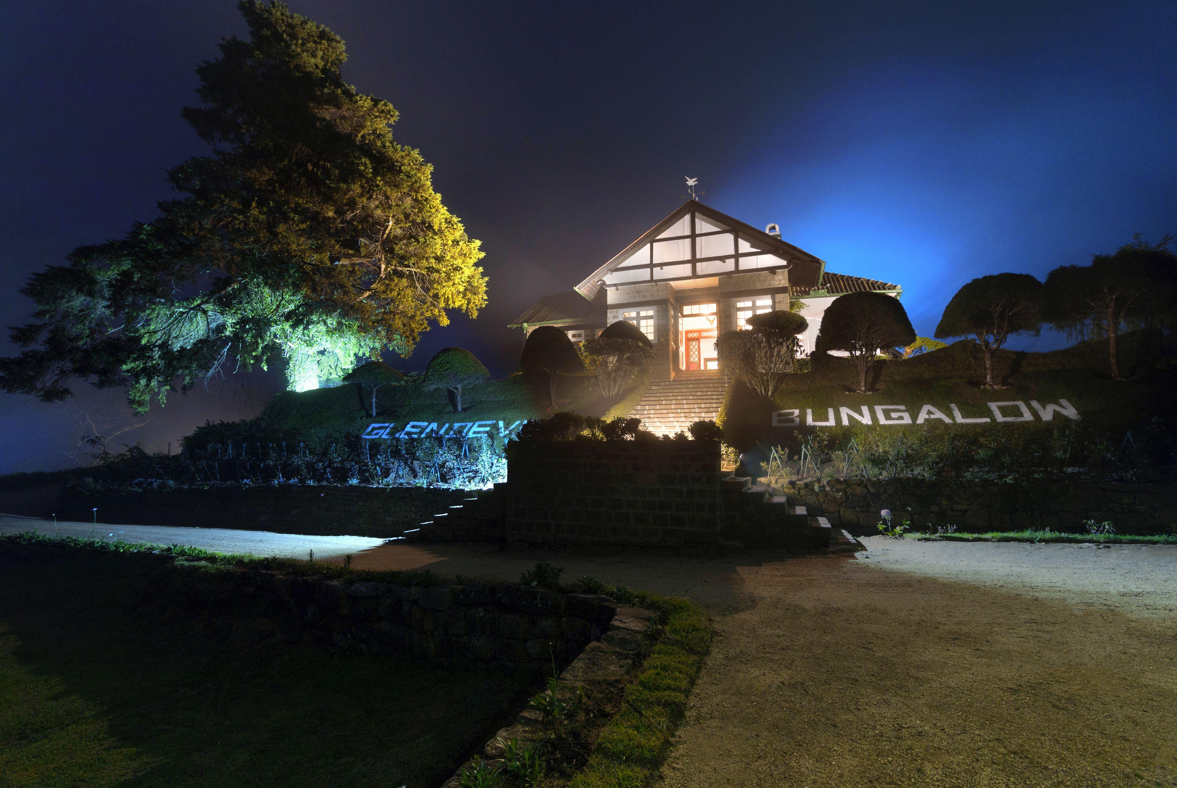 Villa Scottish Planter Bungalow- Thema Collection *