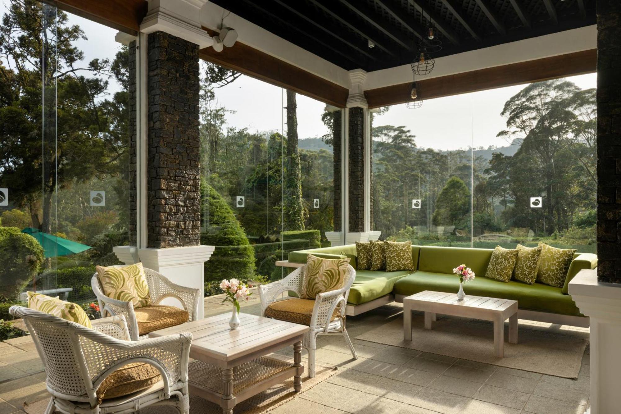 Jetwing St Andrew's Hotel