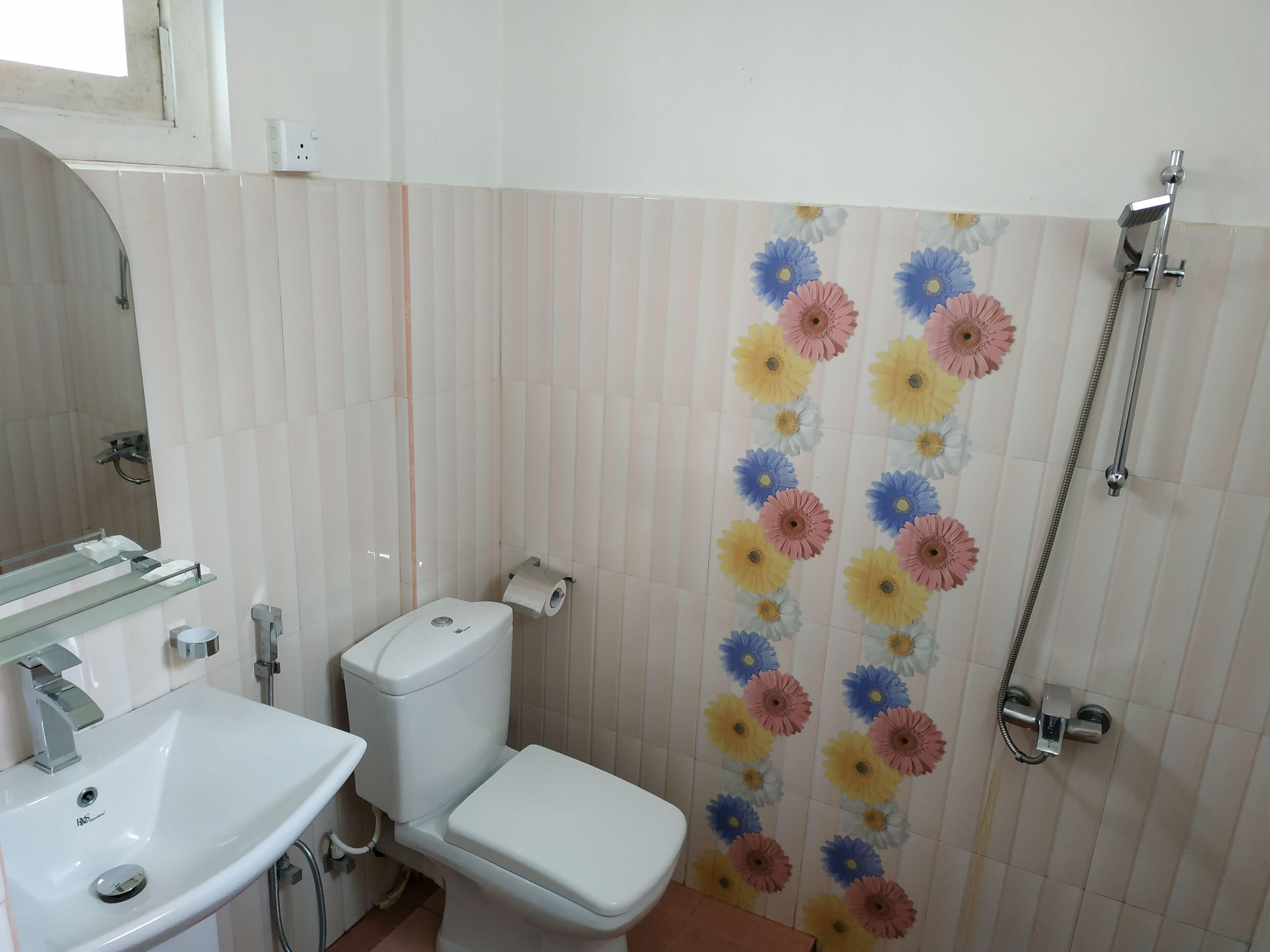 The Golf Guest house