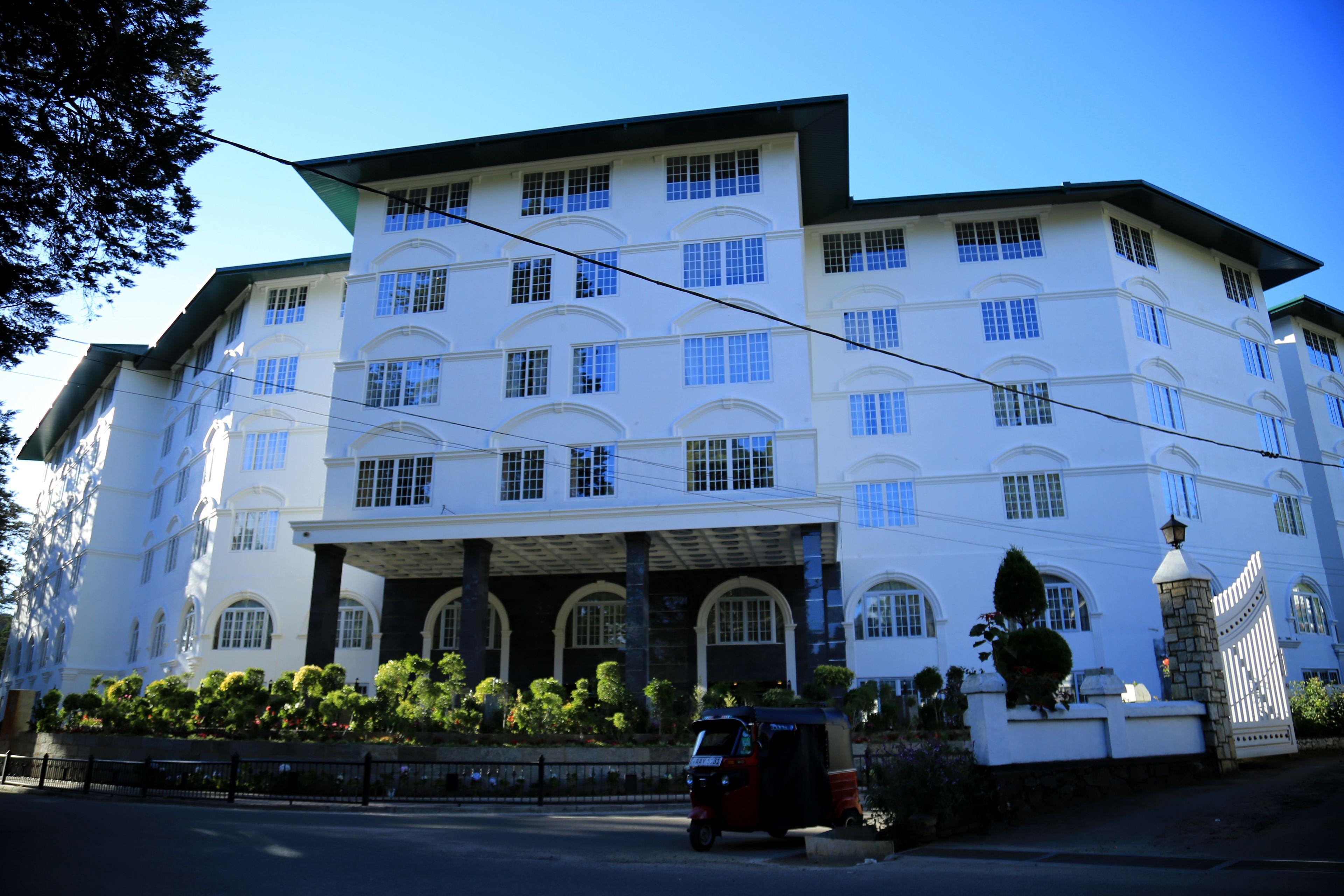 Hotel Araliya - Your Gateway To Everything In 5*