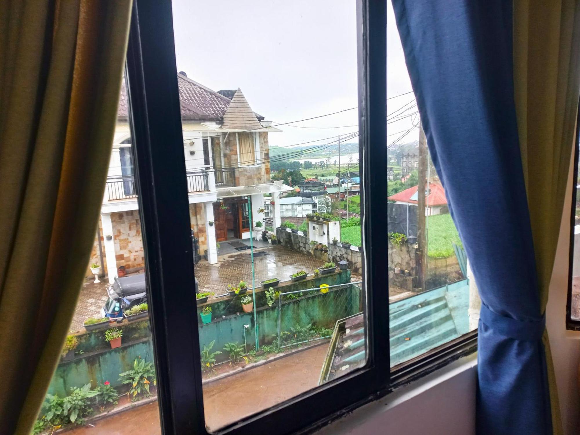 Grand Manjari Guest house