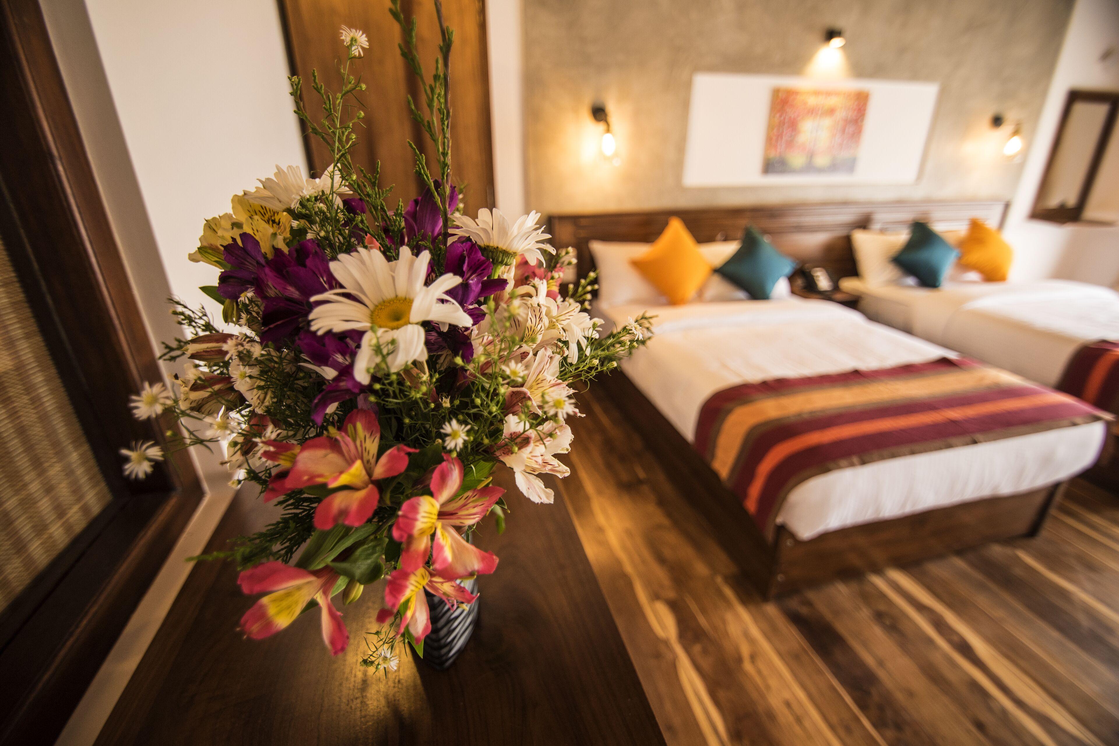 Hotel Seasons - Nuwara Eliya