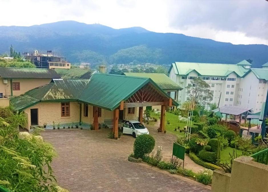 Tea Bush 3* Nuwara Eliya