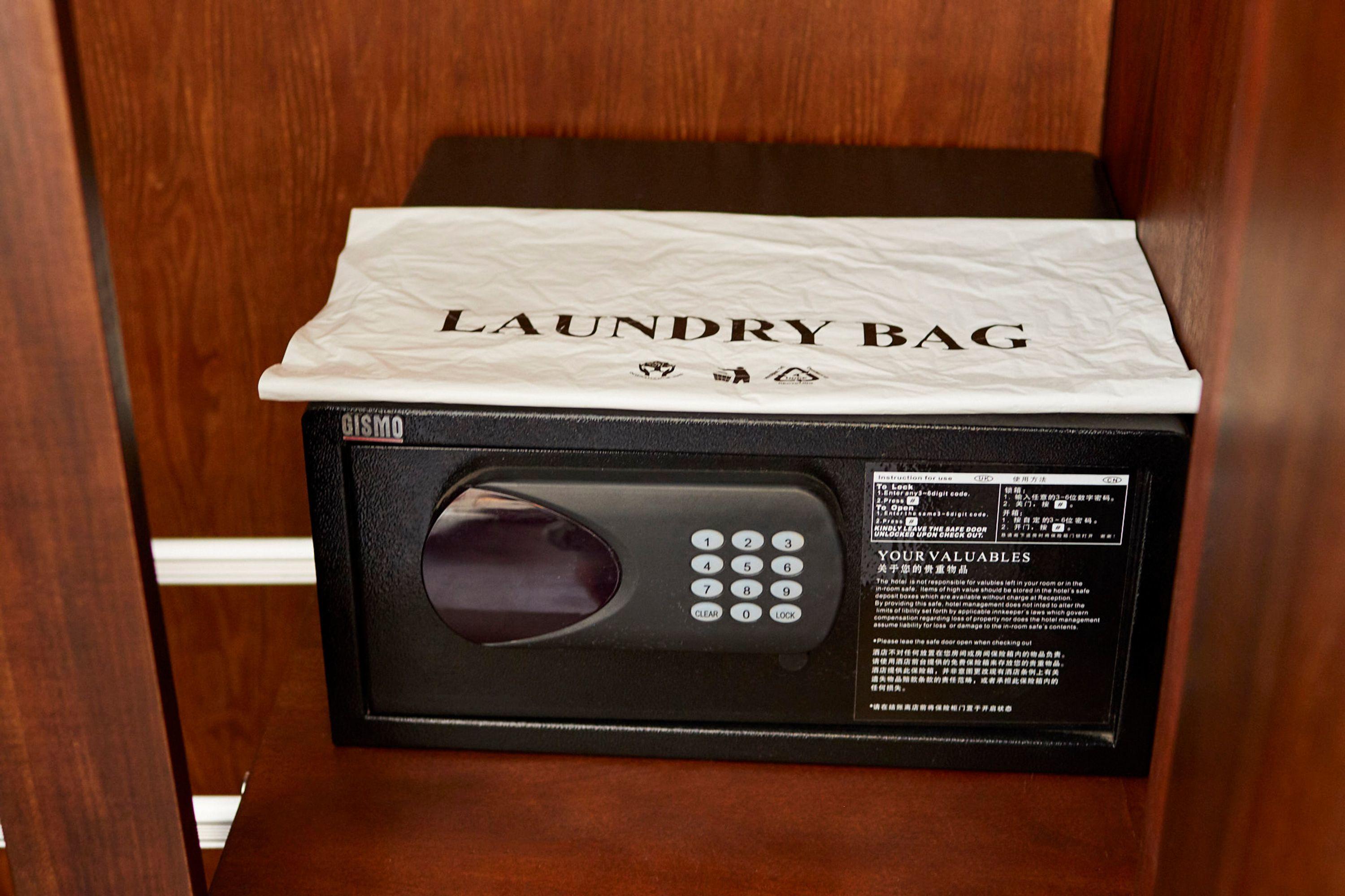 Galway Heights Hotel 4*