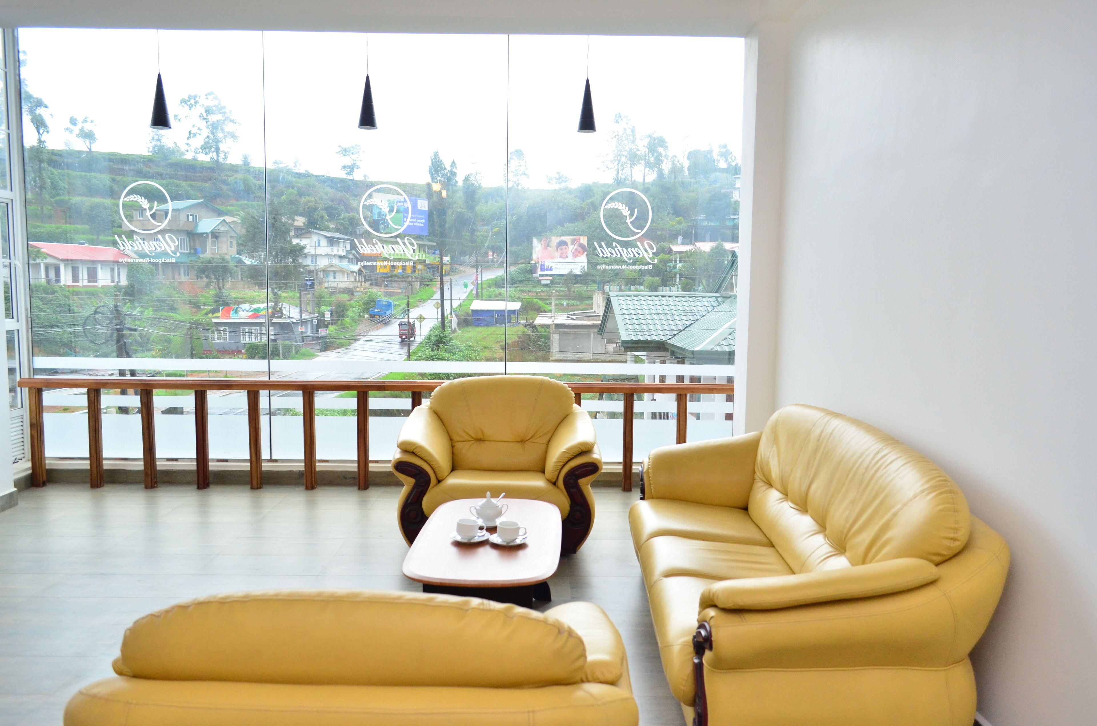 Yensfield Blackpool 3*