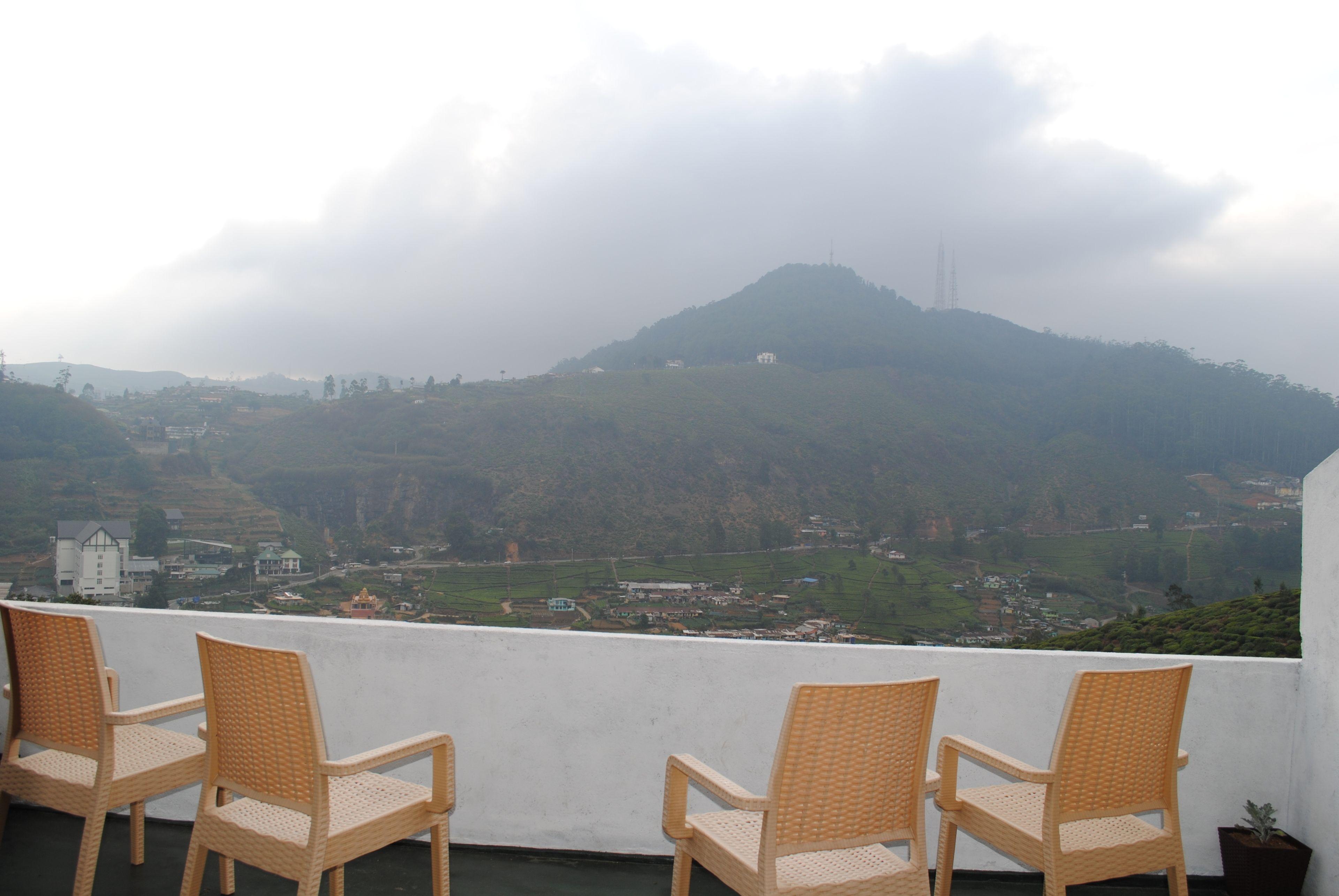 The Mount View By Liyozi Leasiure * Nuwara Eliya