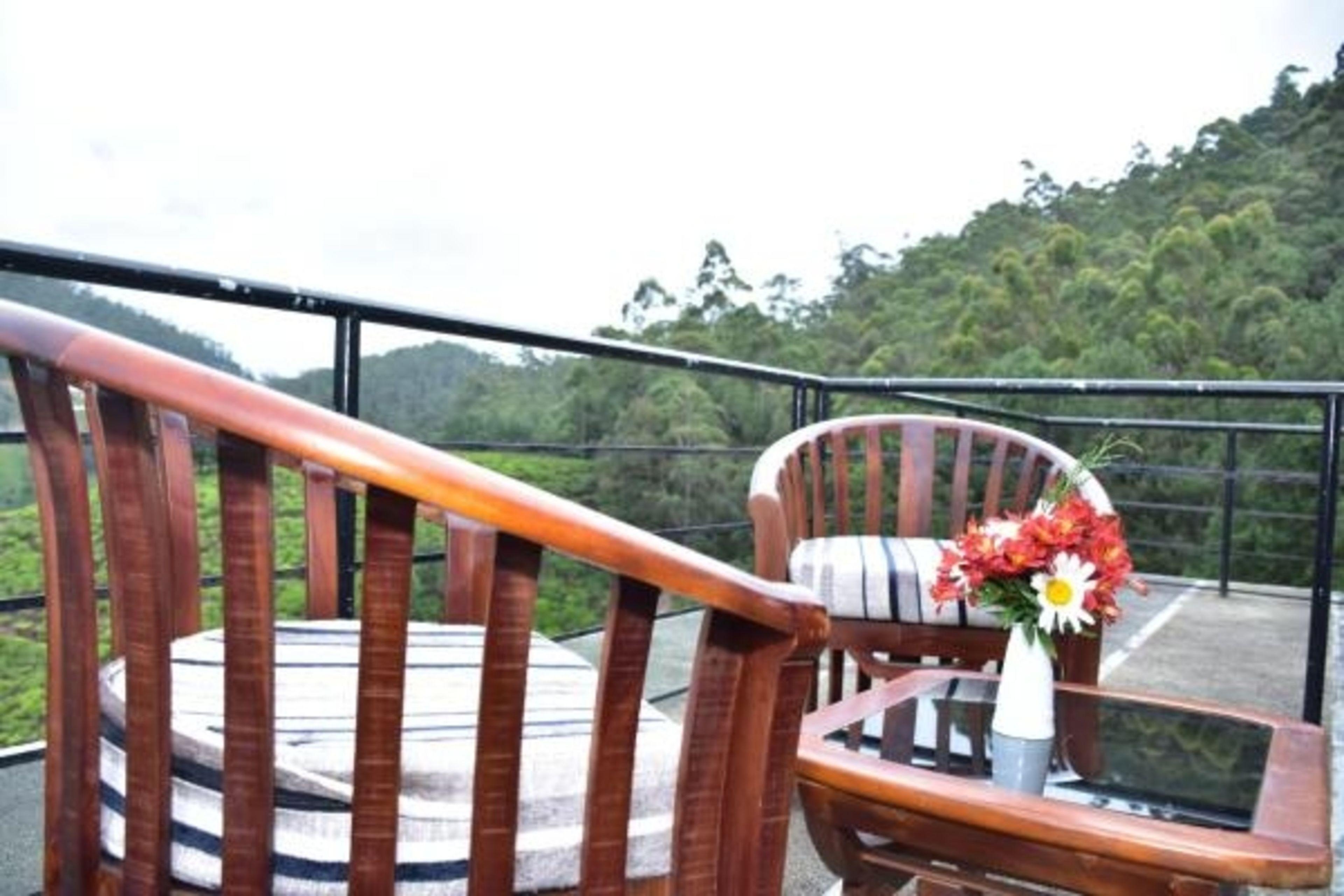 Hotel The Mount View By Liyozi Leasiure Nuwara Eliya