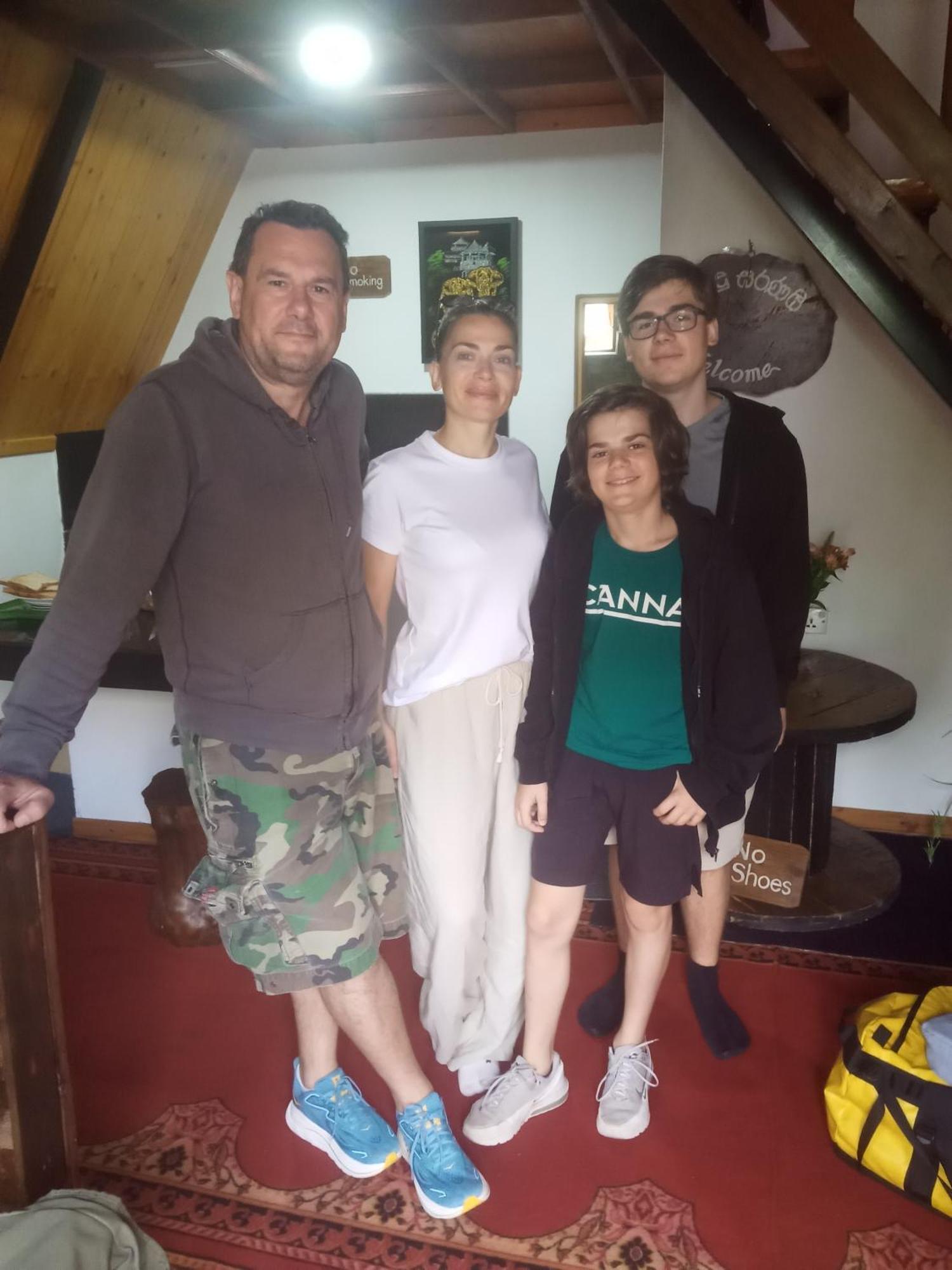 Villa Barrow Family *