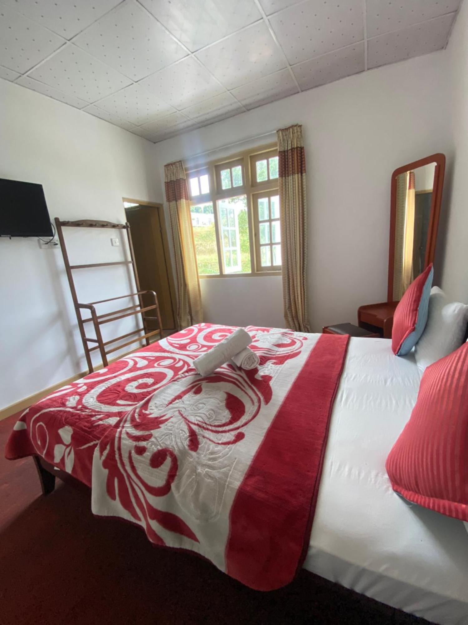 Hotel R R I Luxury 3*