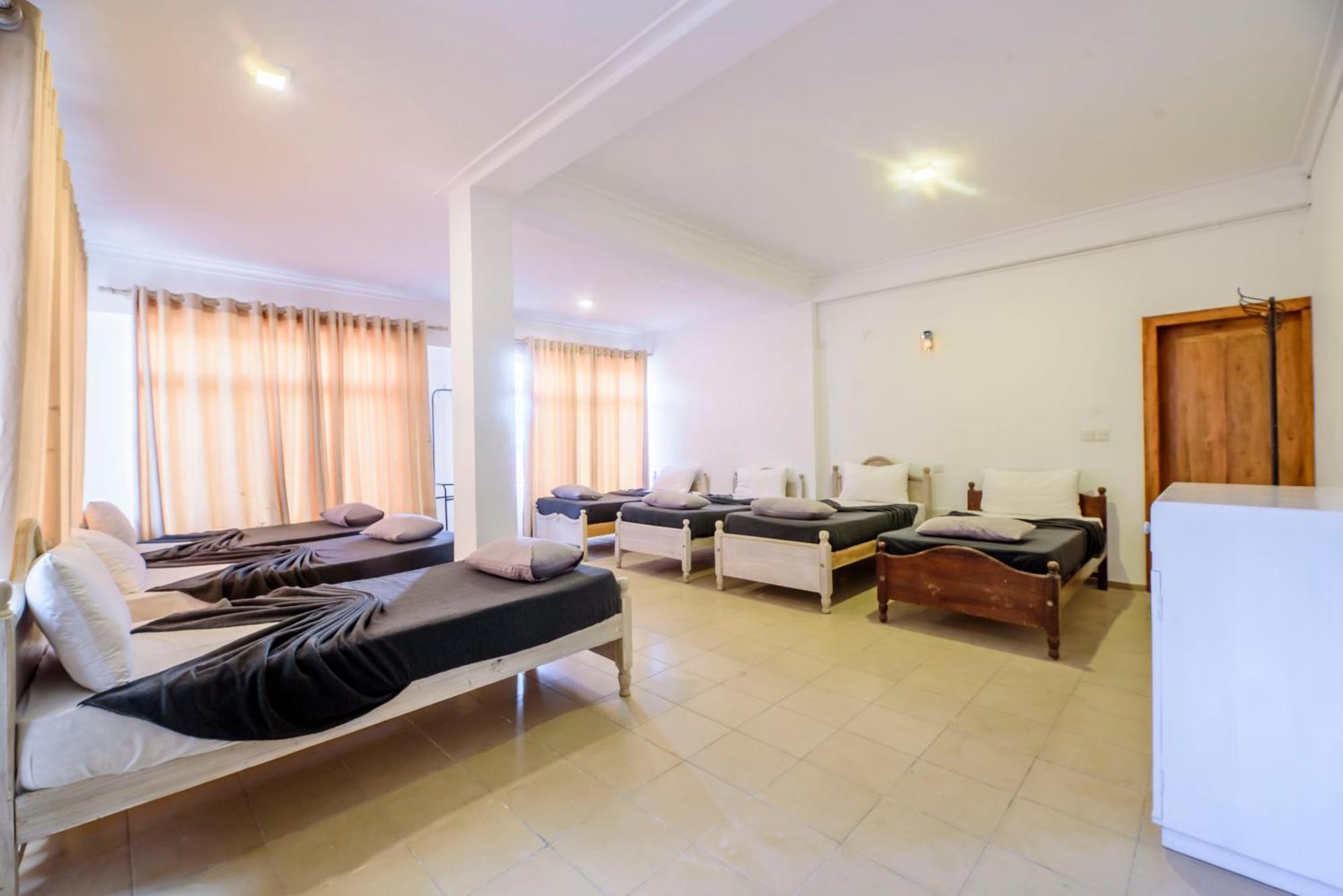 Hotel Oasis Hill Nuwara Eliya